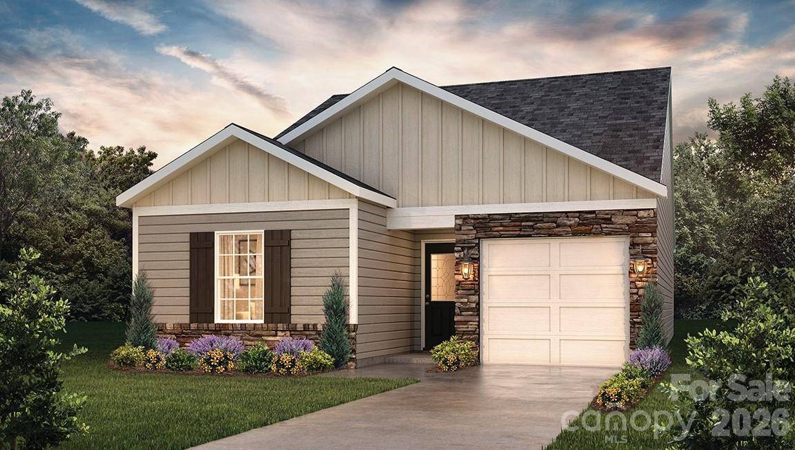 1441 7th Street DR NE, Hickory, NC 28601