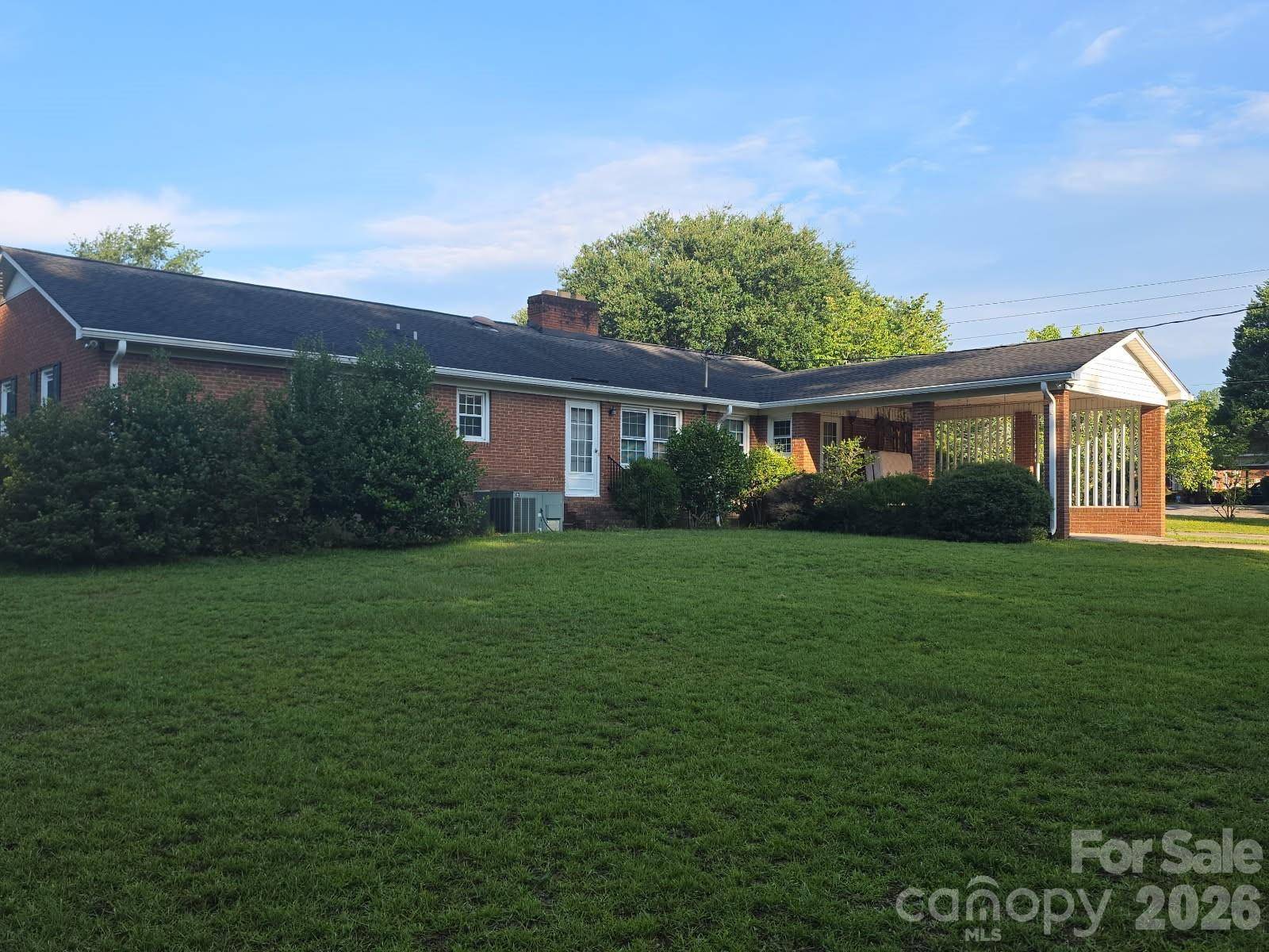 401 S Hickory ST, Pageland, SC 29728