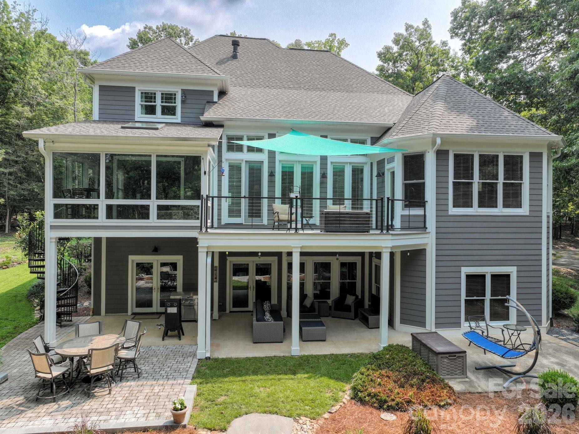 1820 Southpoint LN, New London, NC 28127