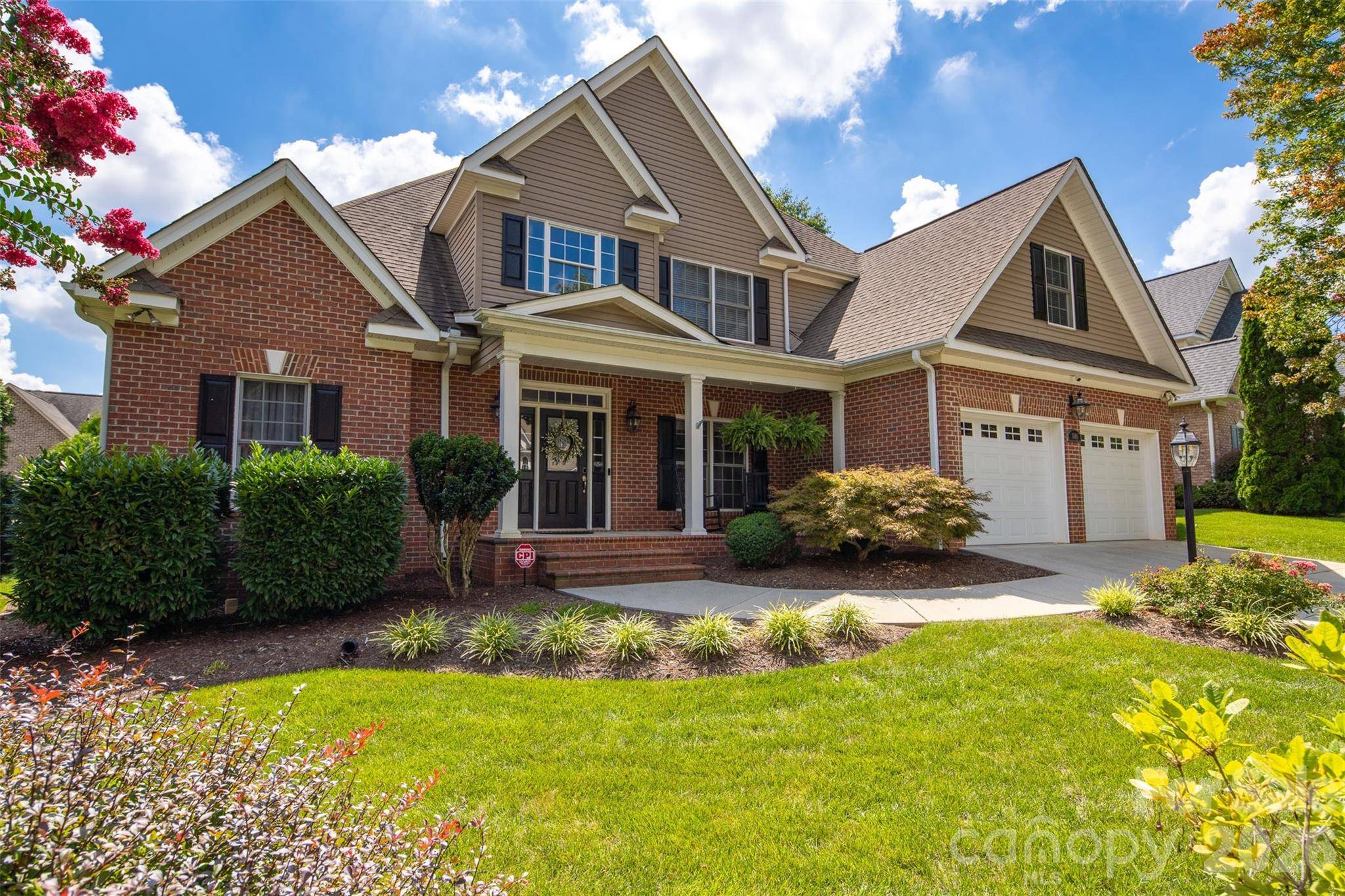 1746 30th Avenue DR NE, Hickory, NC 28601