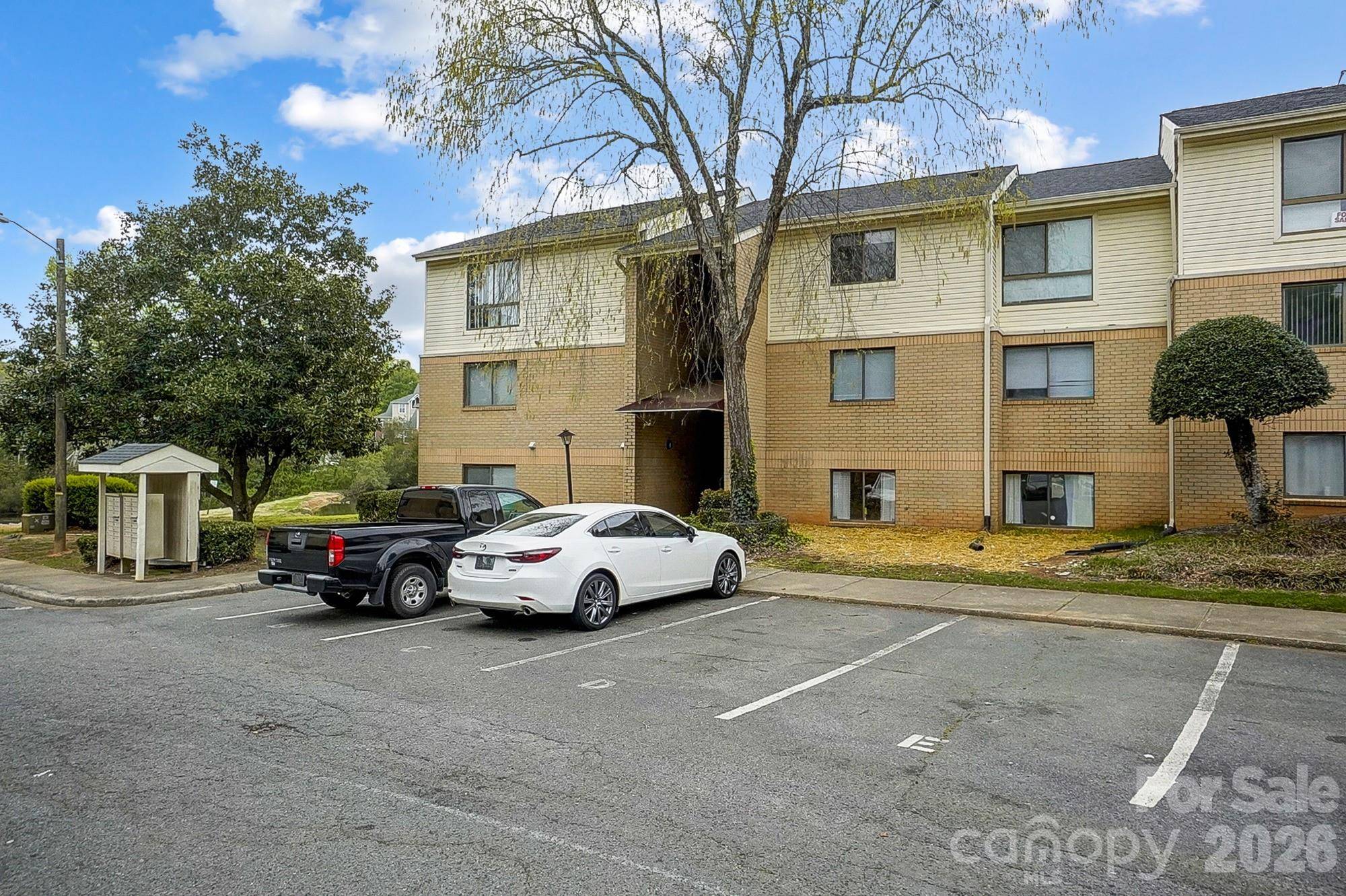 4816 Spring Lake RD, Charlotte, NC 28212
