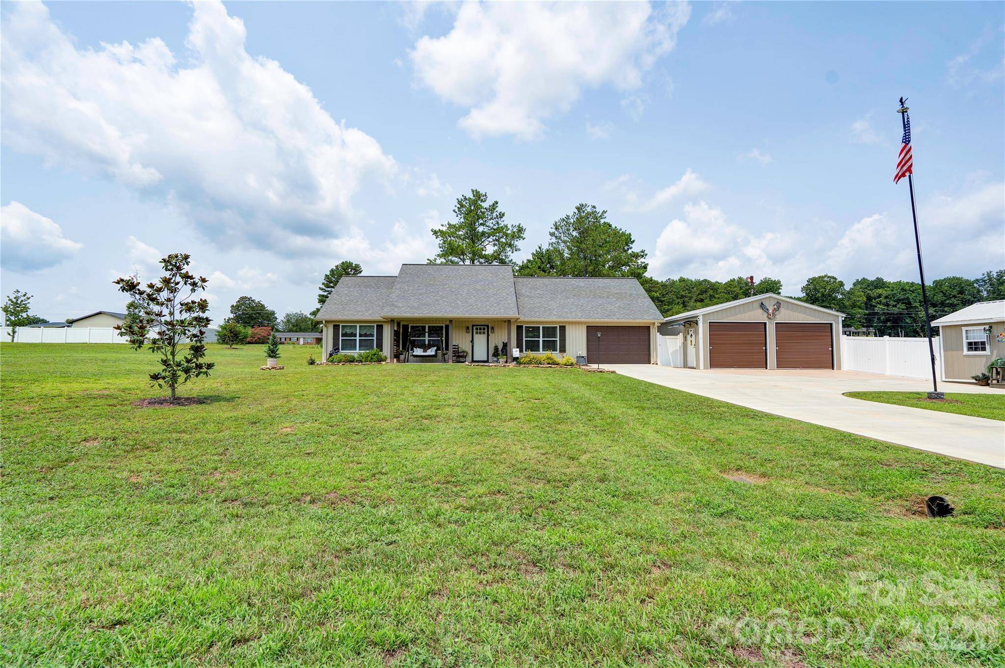 208 Enid ST, Lawndale, NC 28090