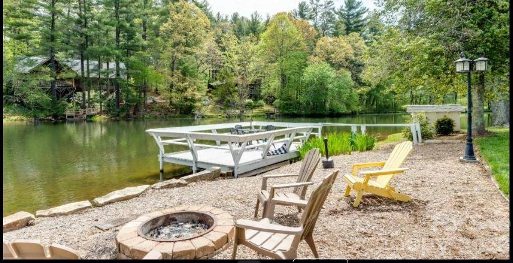 1150 W Blue Ridge RD #220, Flat Rock, NC 28731