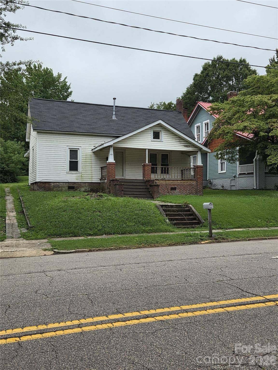 421 N Salisbury AVE, Spencer, NC 28159