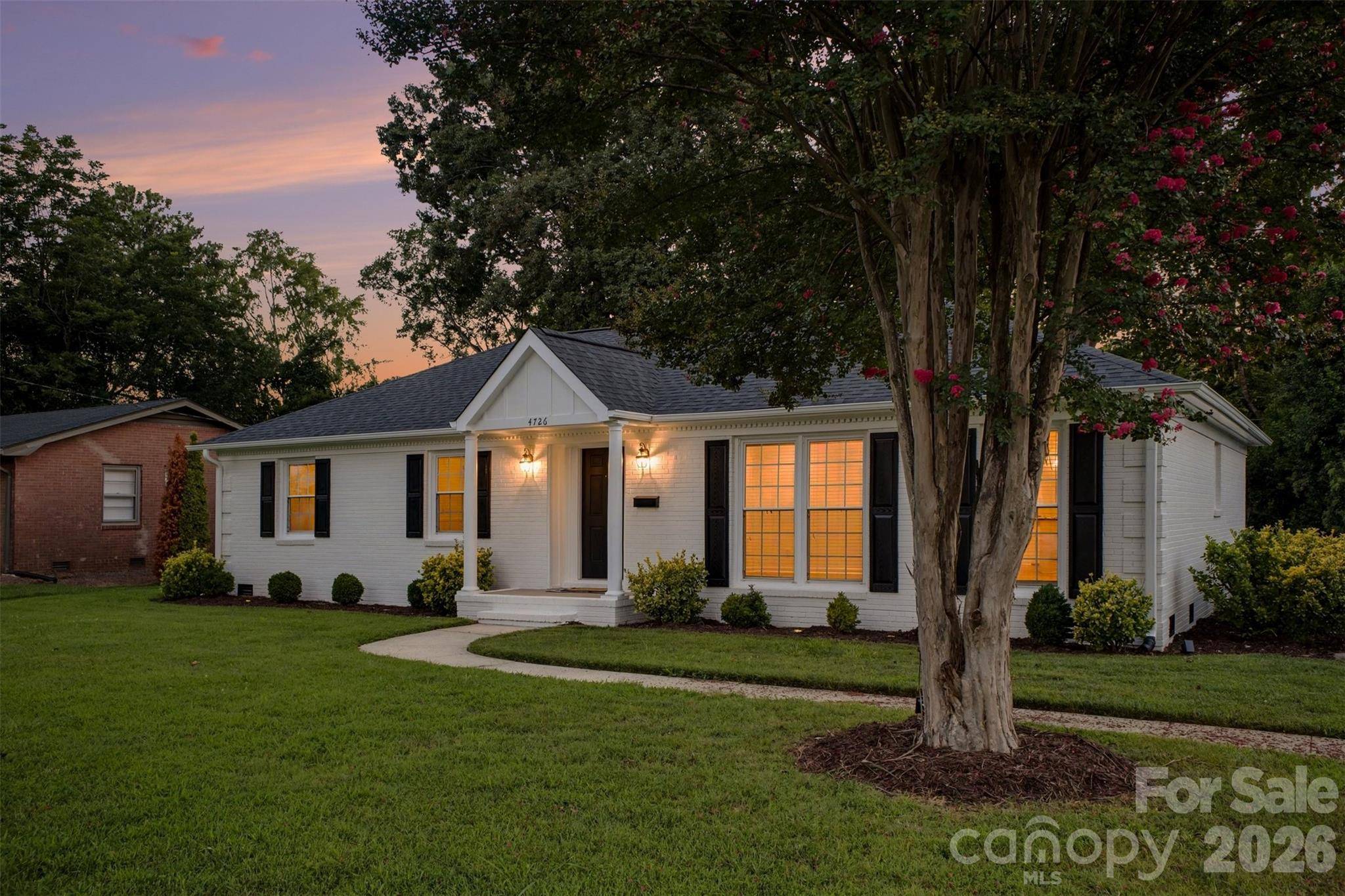 4726 Walden CT, Charlotte, NC 28210
