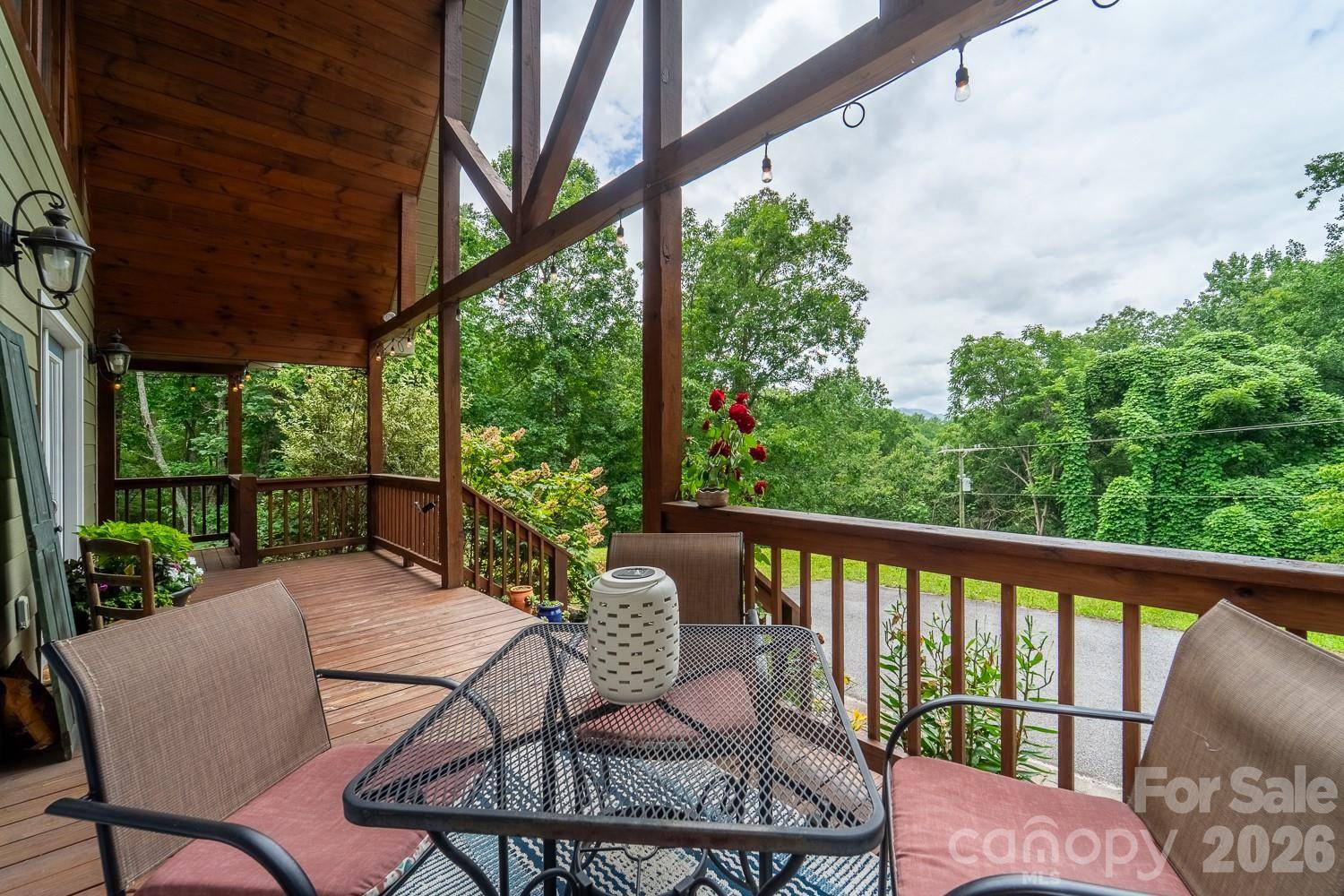 374 Ridgeway ST, Sylva, NC 28779