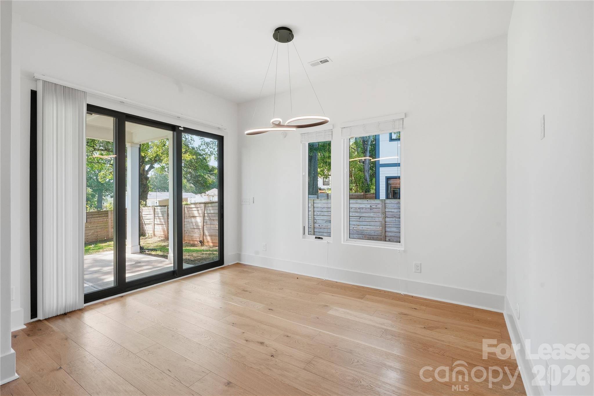 1112 Fairmont ST, Charlotte, NC 28216