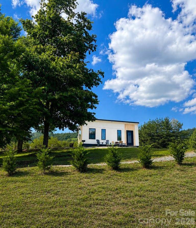 231 Fibber Magee DR, Union Mills, NC 28167
