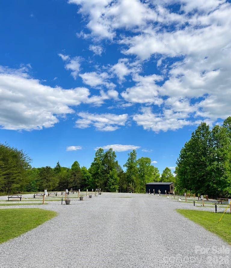 231 Fibber Magee DR, Union Mills, NC 28167