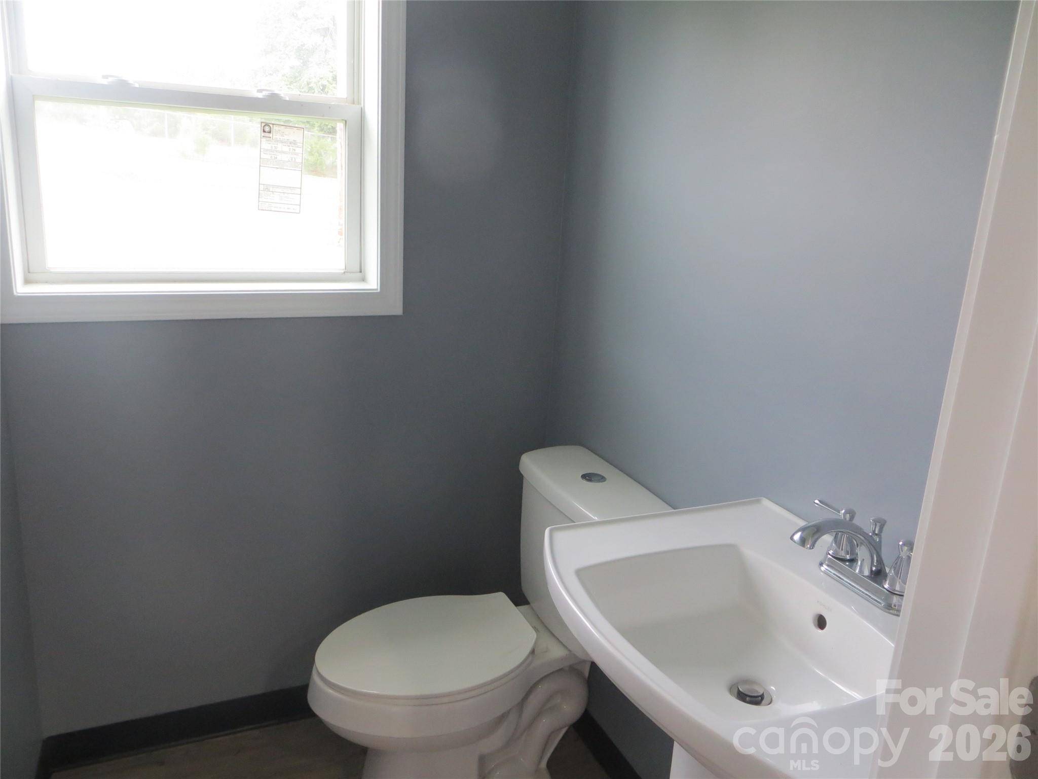 501 Roosevelt ST, Badin, NC 28009