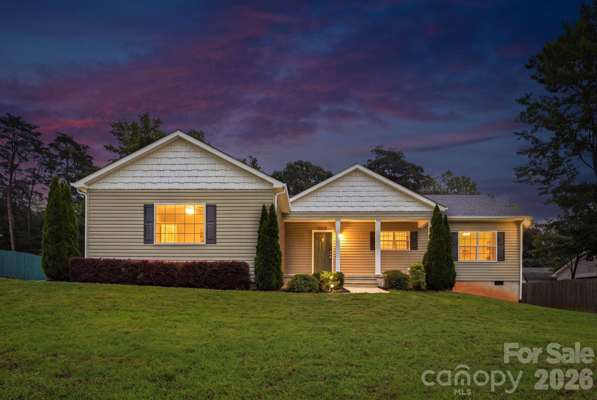 4888 Slanting Bridge RD, Sherrills Ford, NC 28673