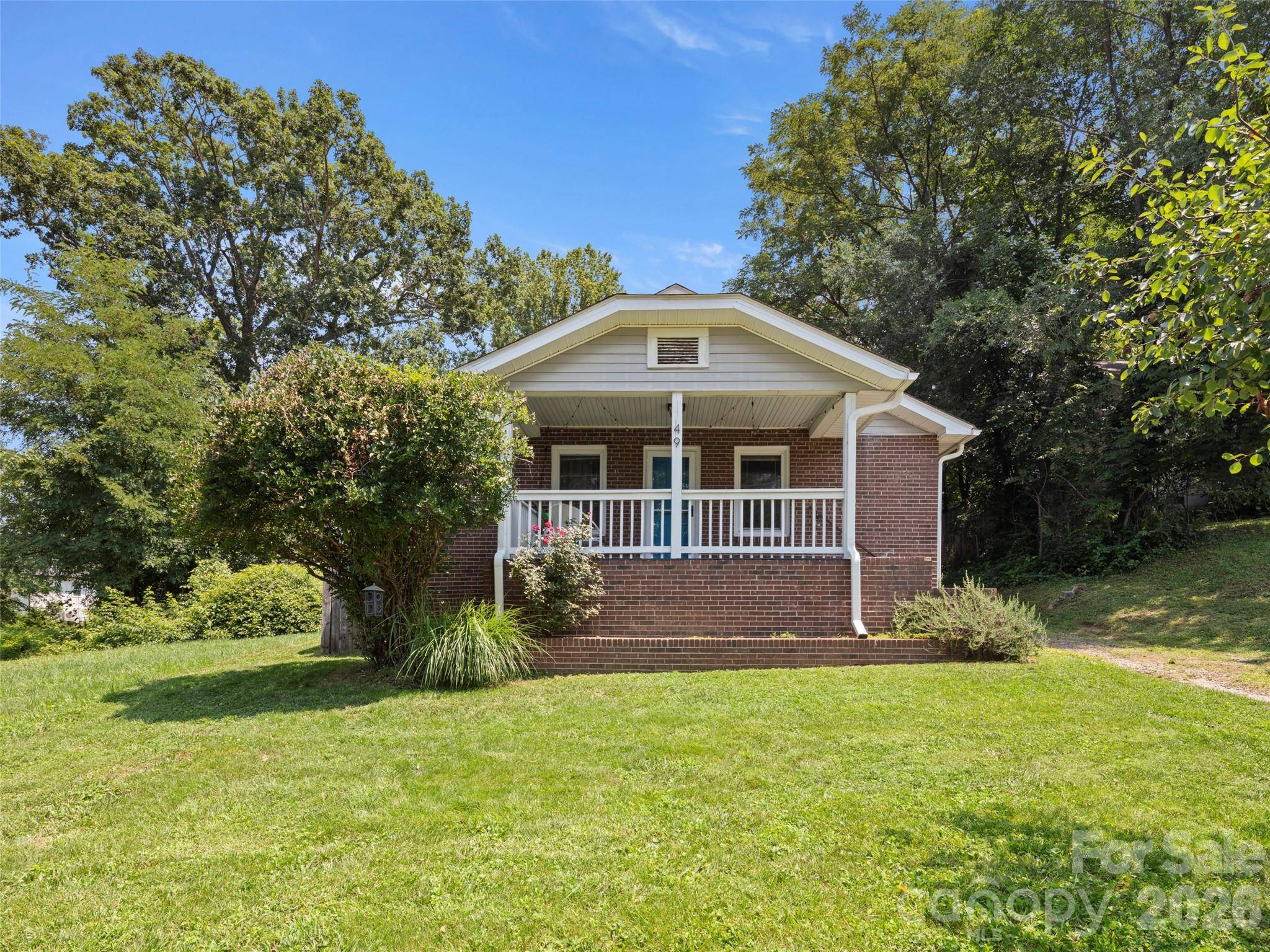 49 East ST, Asheville, NC 28803