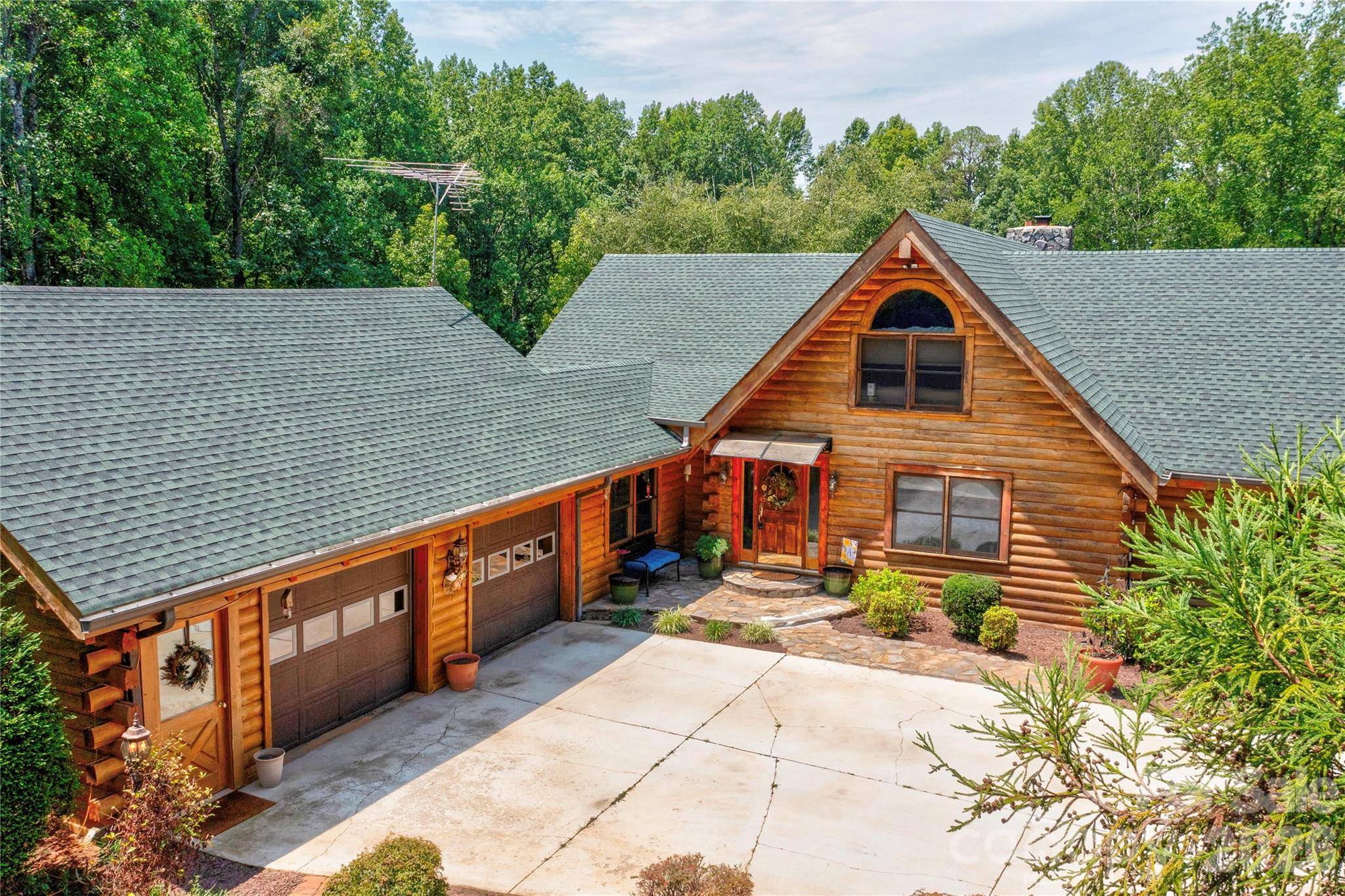 495 Shires RD, Ellenboro, NC 28040