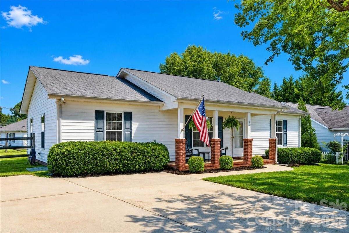 46 Linford ST, Belmont, NC 28012