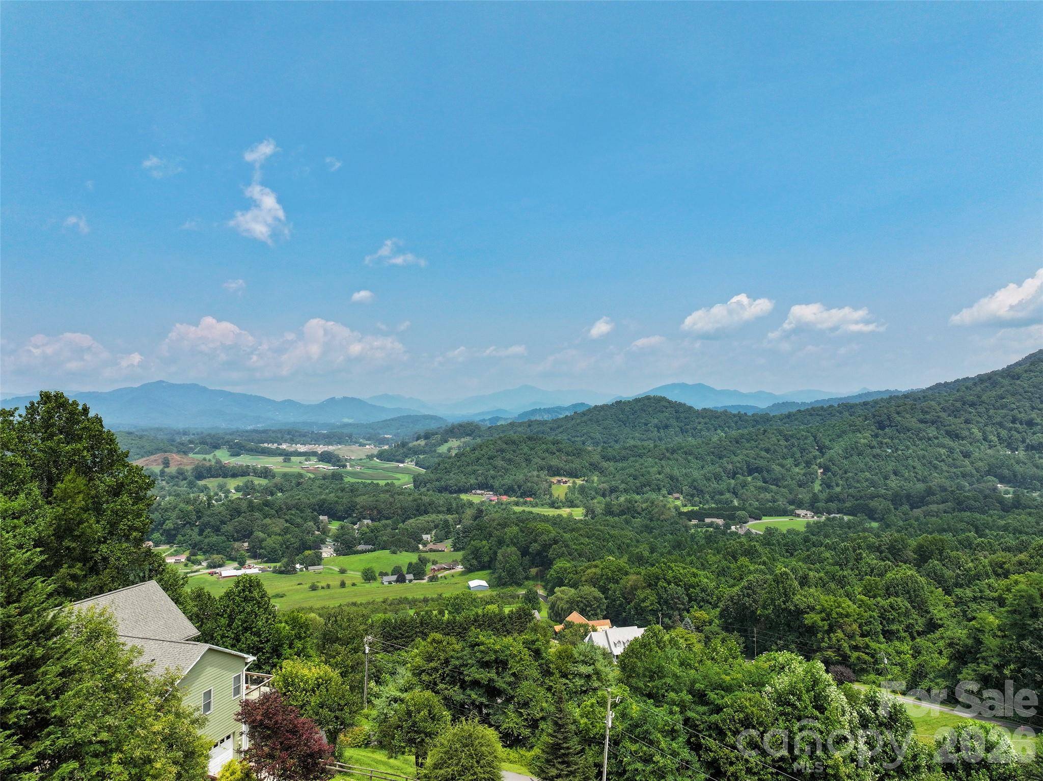 646 Trials Gap DR, Waynesville, NC 28786