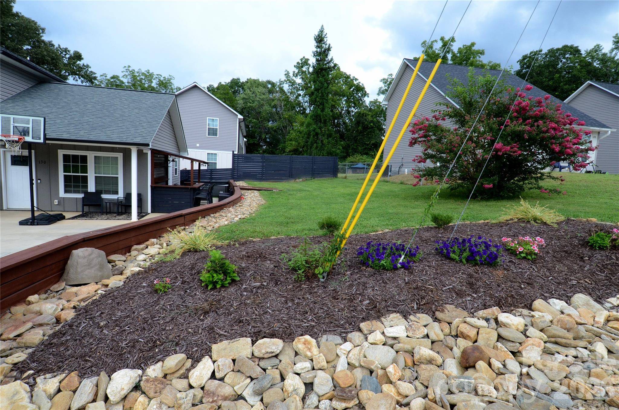 130 Bostic ST, Marion, NC 28752