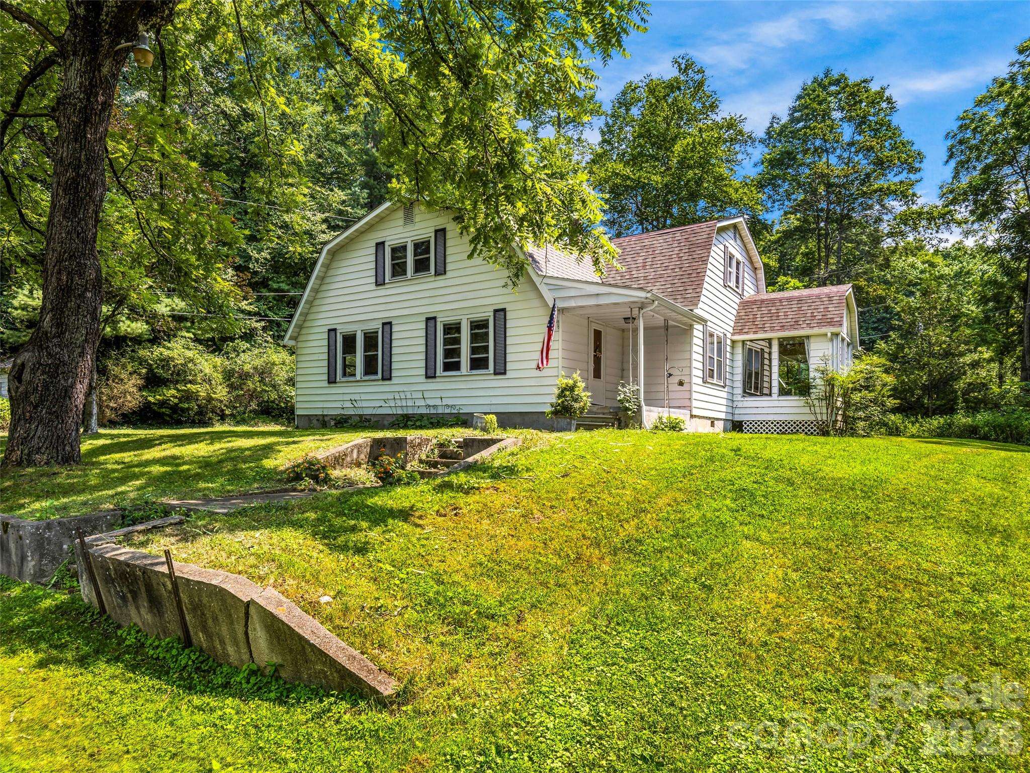 680 Pennsylvania RD, Arden, NC 28704