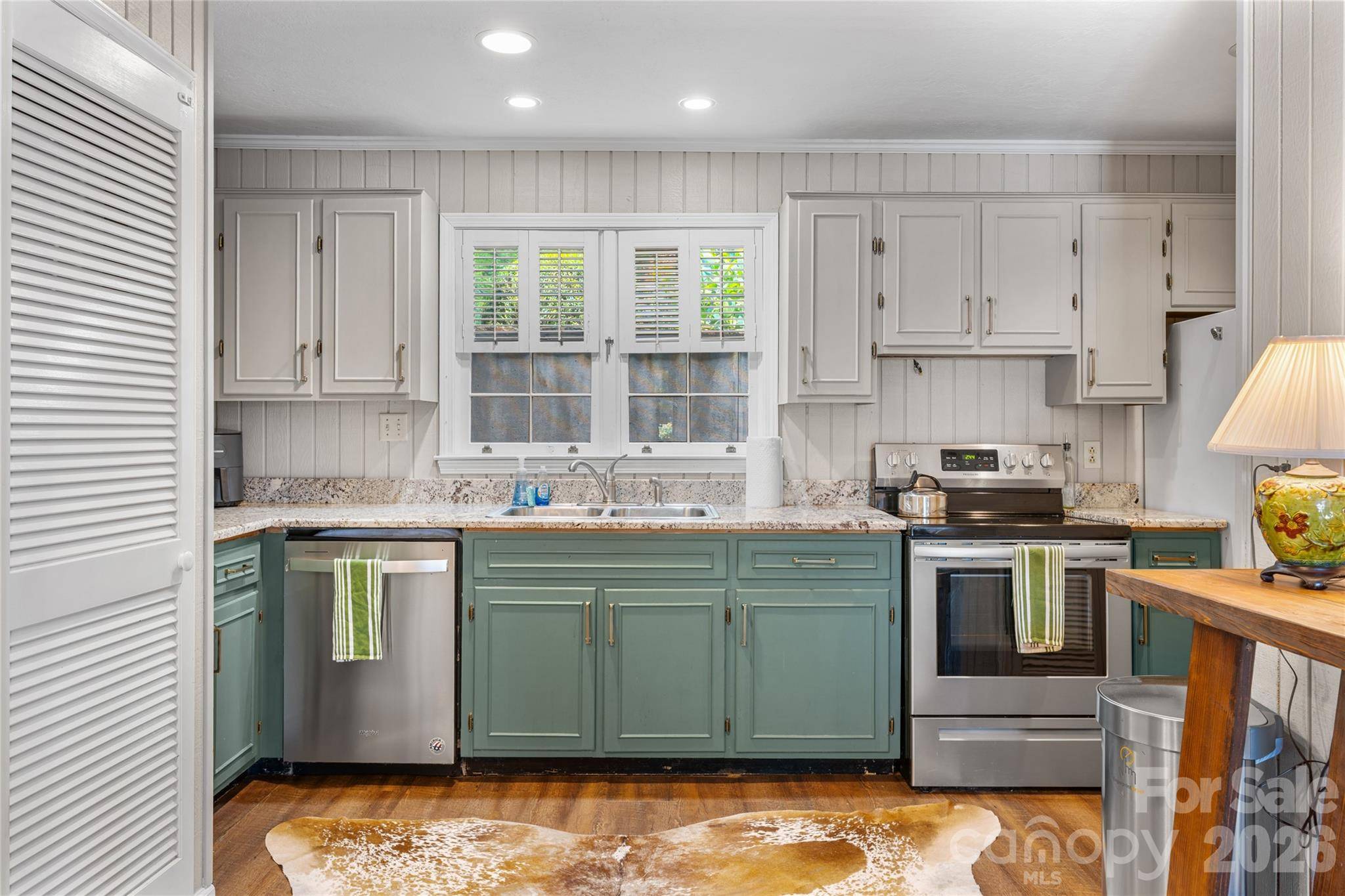 68 Toxaway PT, Lake Toxaway, NC 28747