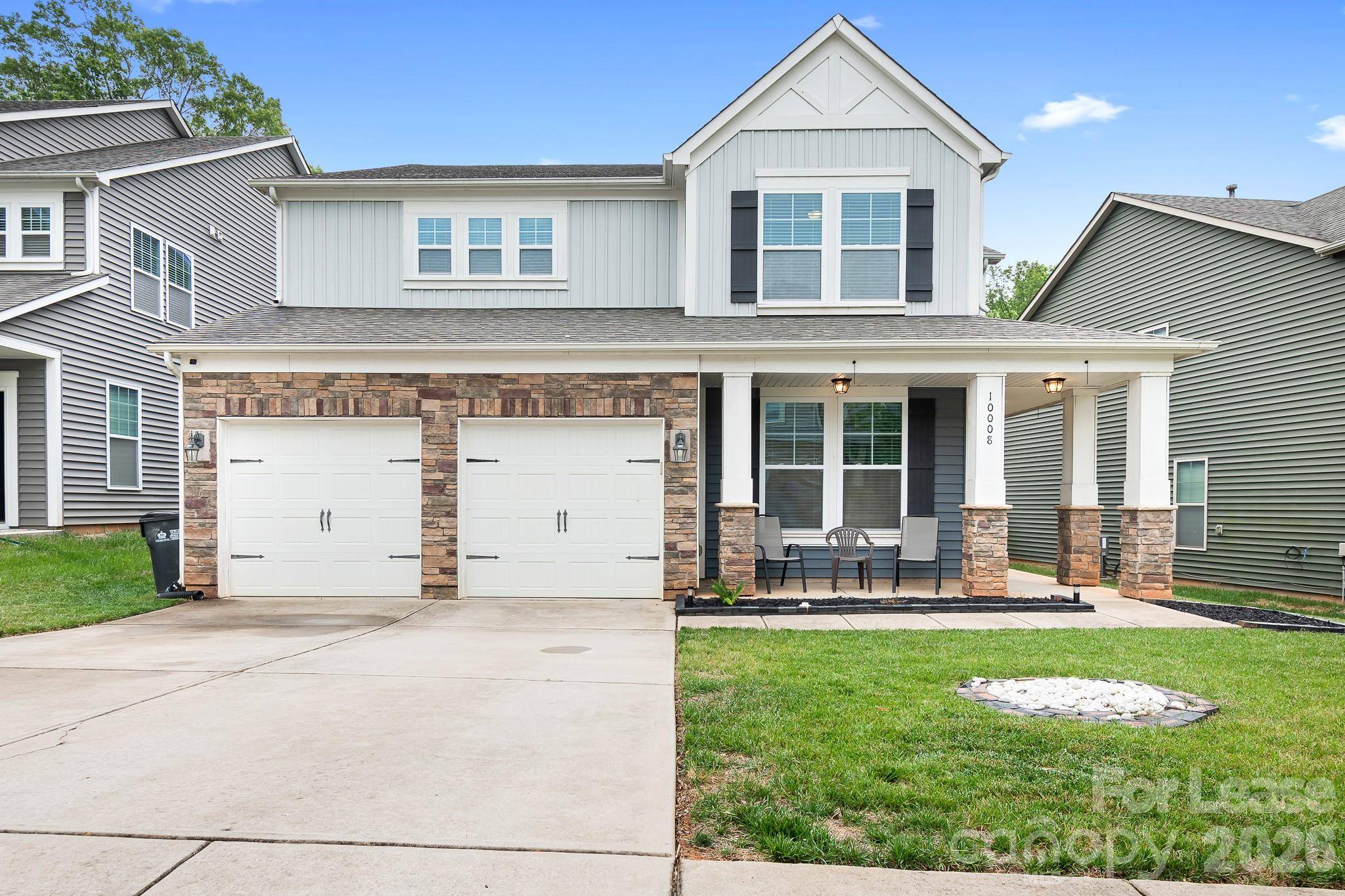 10008 Michael Crossing DR, Charlotte, NC 28213