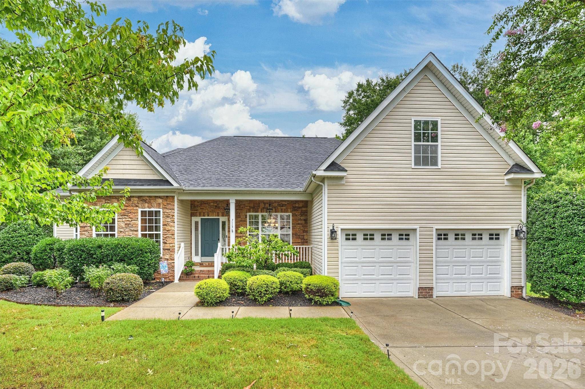 713 Trailhead LN, Fort Mill, SC 29708