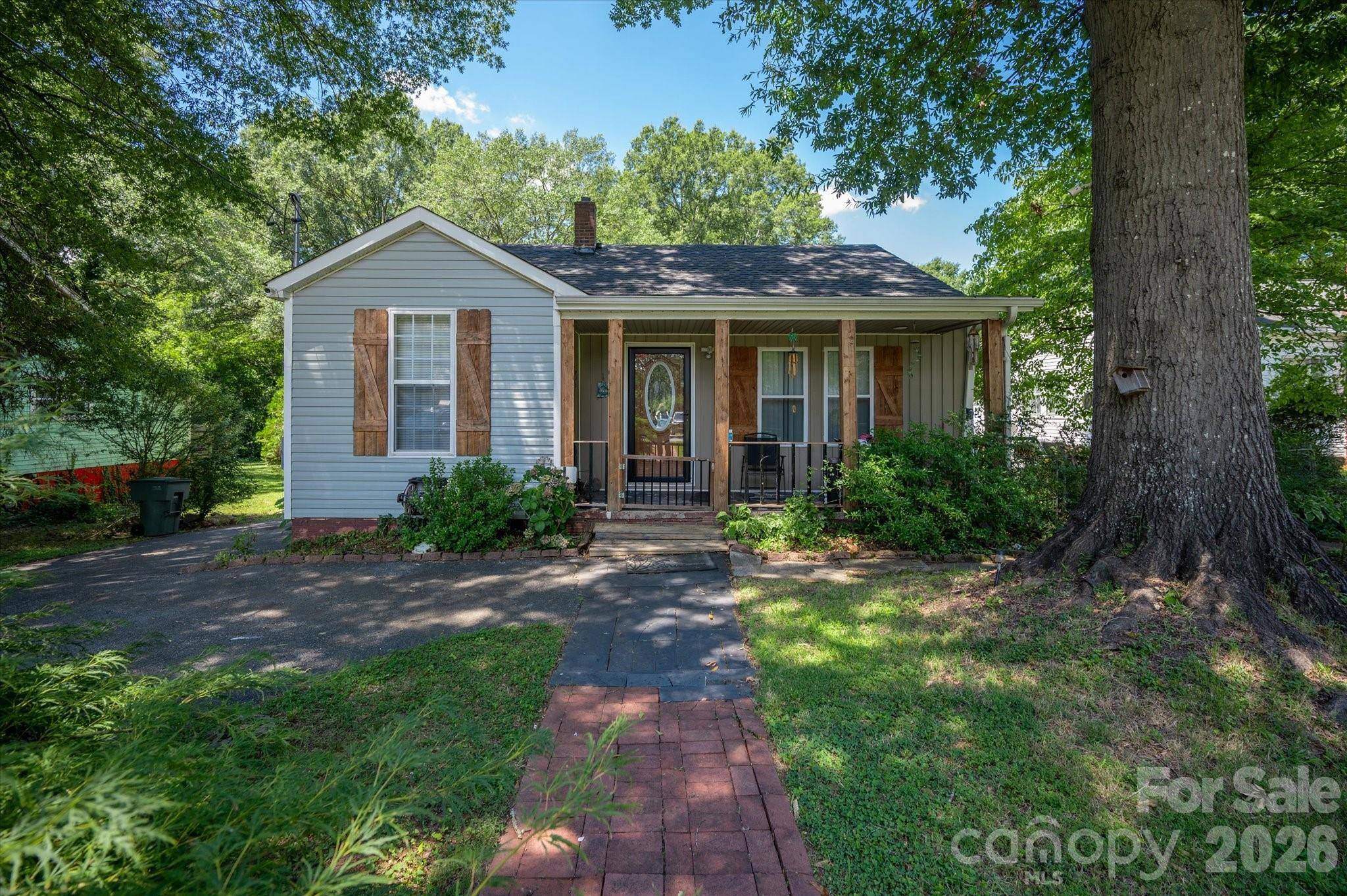 709 N Weldon ST, Gastonia, NC 28052