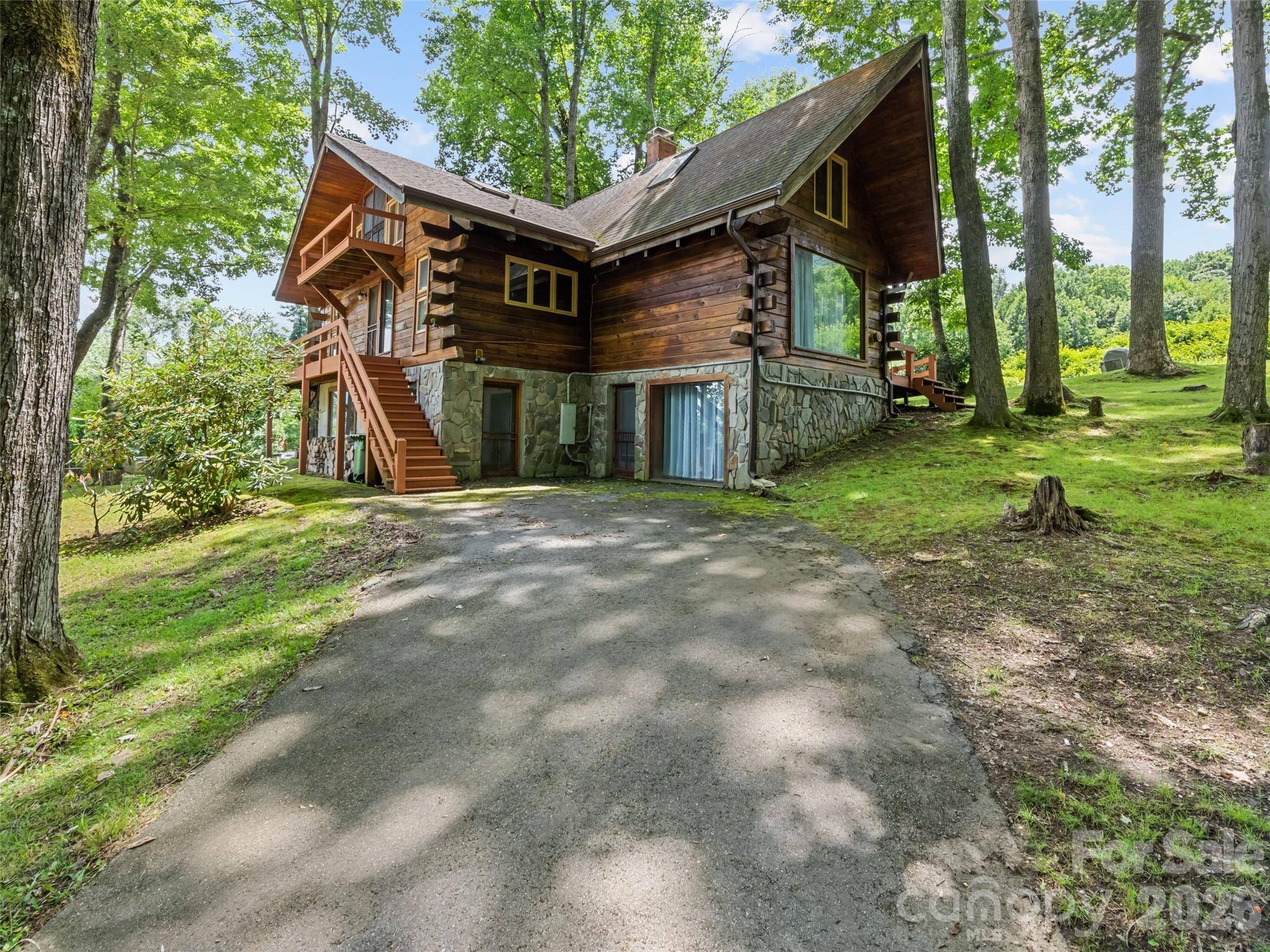 770 Shelton Cove RD, Waynesville, NC 28785