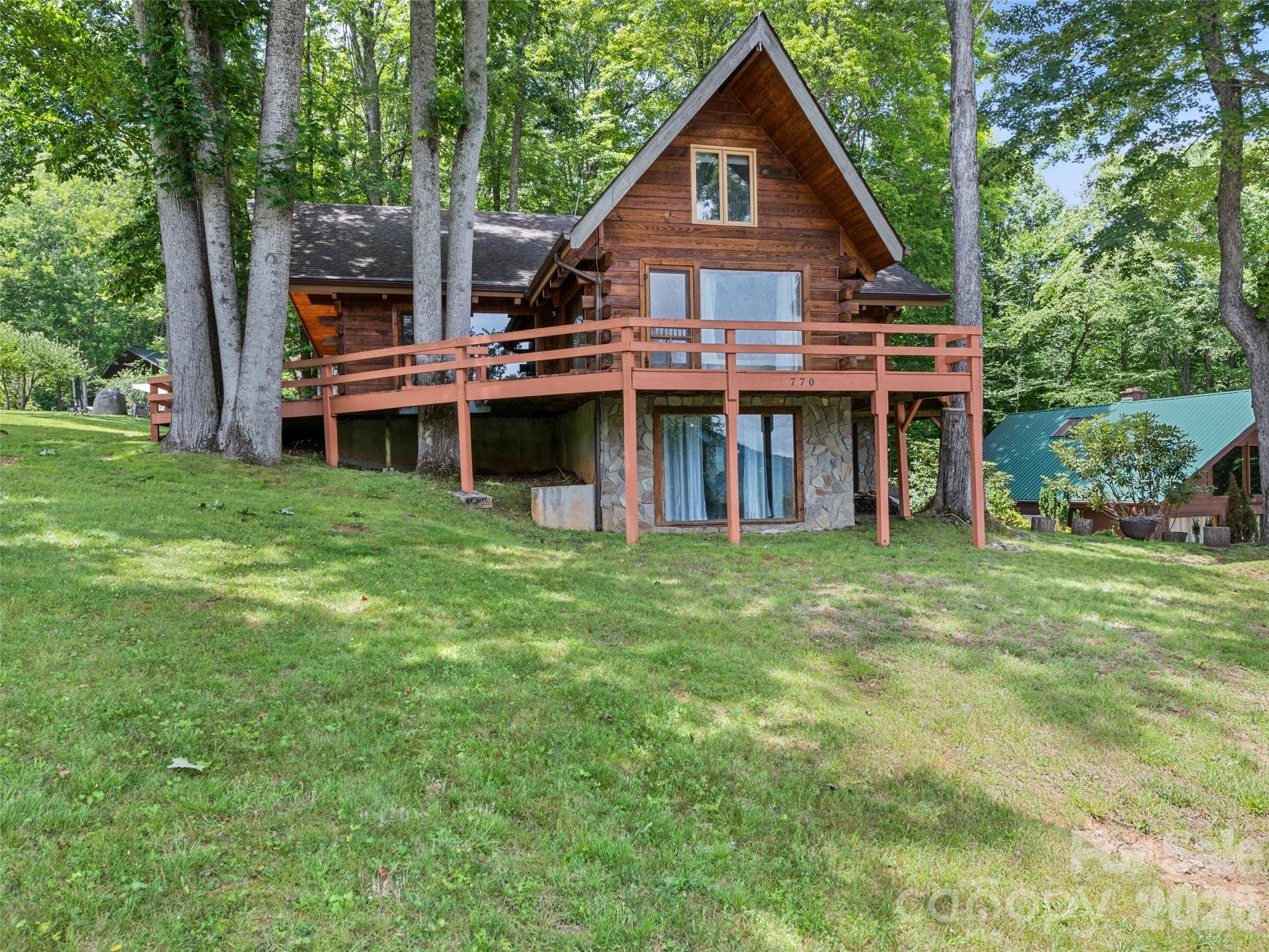 770 Shelton Cove RD, Waynesville, NC 28785
