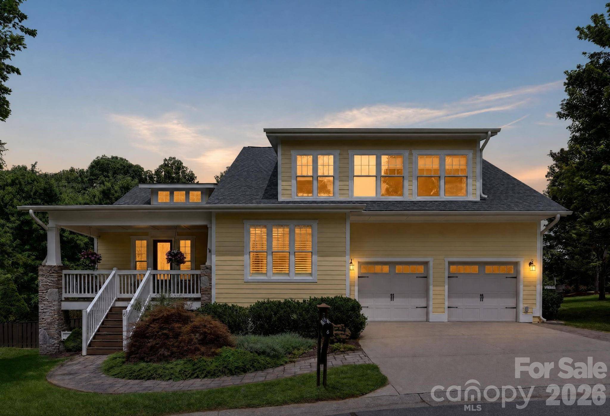 6 Bungalow WAY, Asheville, NC 28804