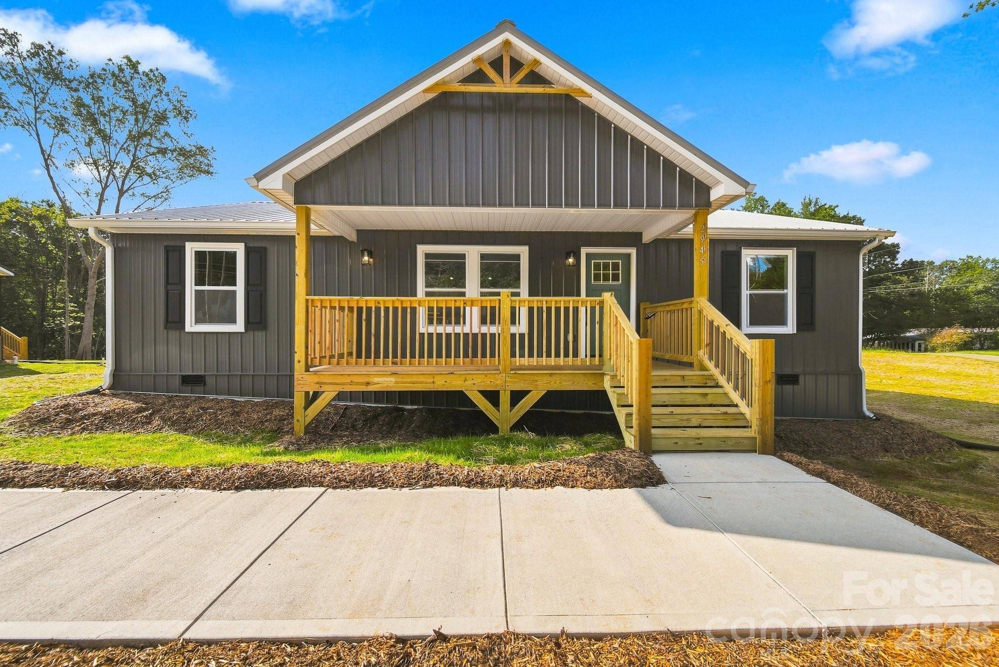 2945 Link DR, Granite Falls, NC 28630