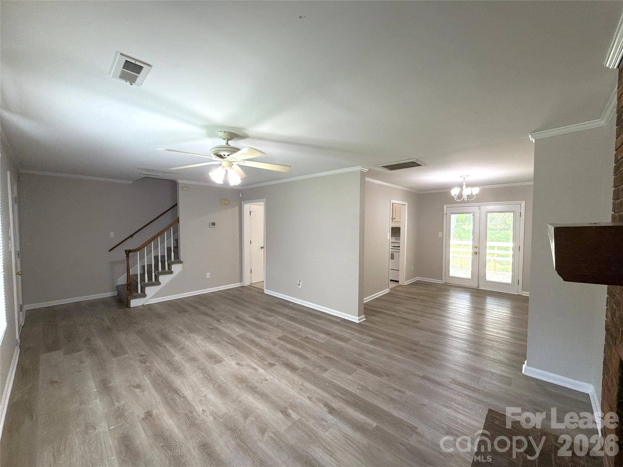 7409 Lockmont DR, Charlotte, NC 28212