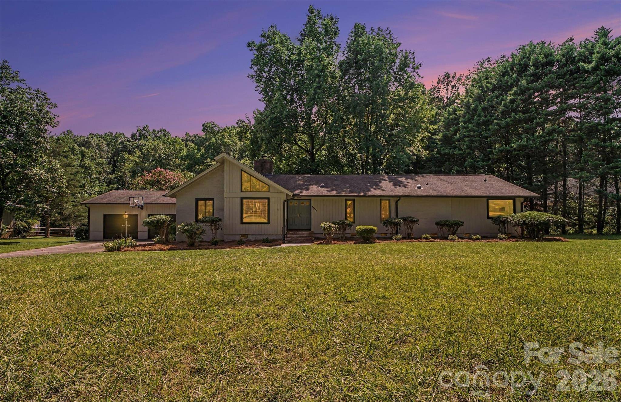 13520 Andulusian DR, Matthews, NC 28105