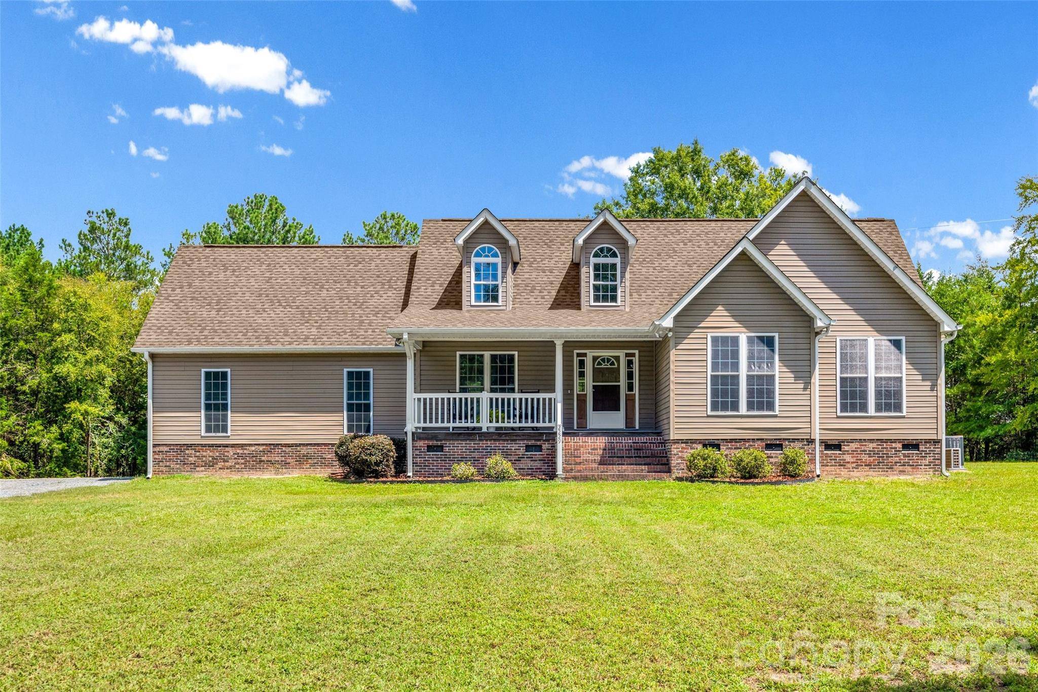 2229 Starnes RD, Edgemoor, SC 29712