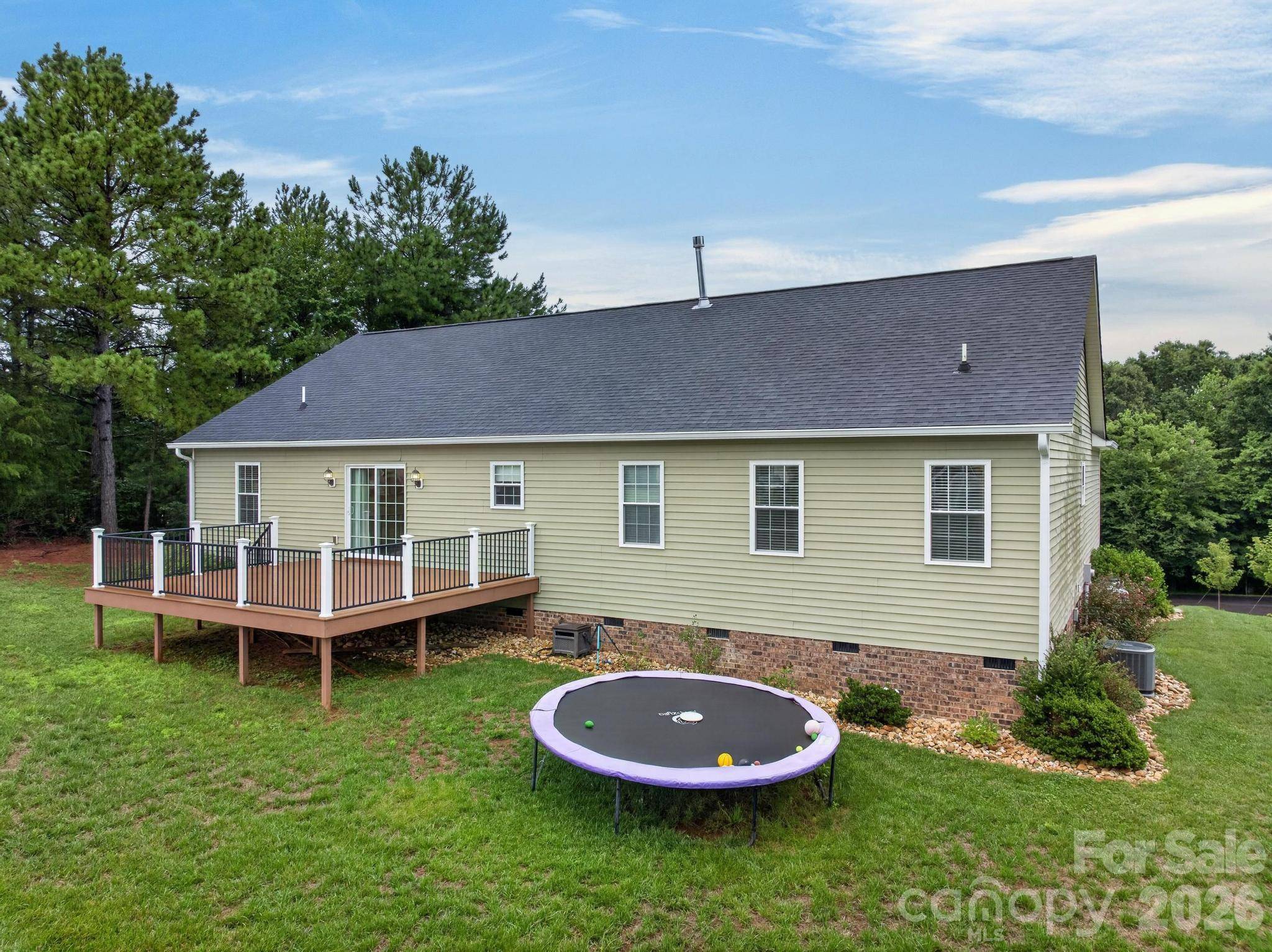 8 Waterford CT, Granite Falls, NC 28630