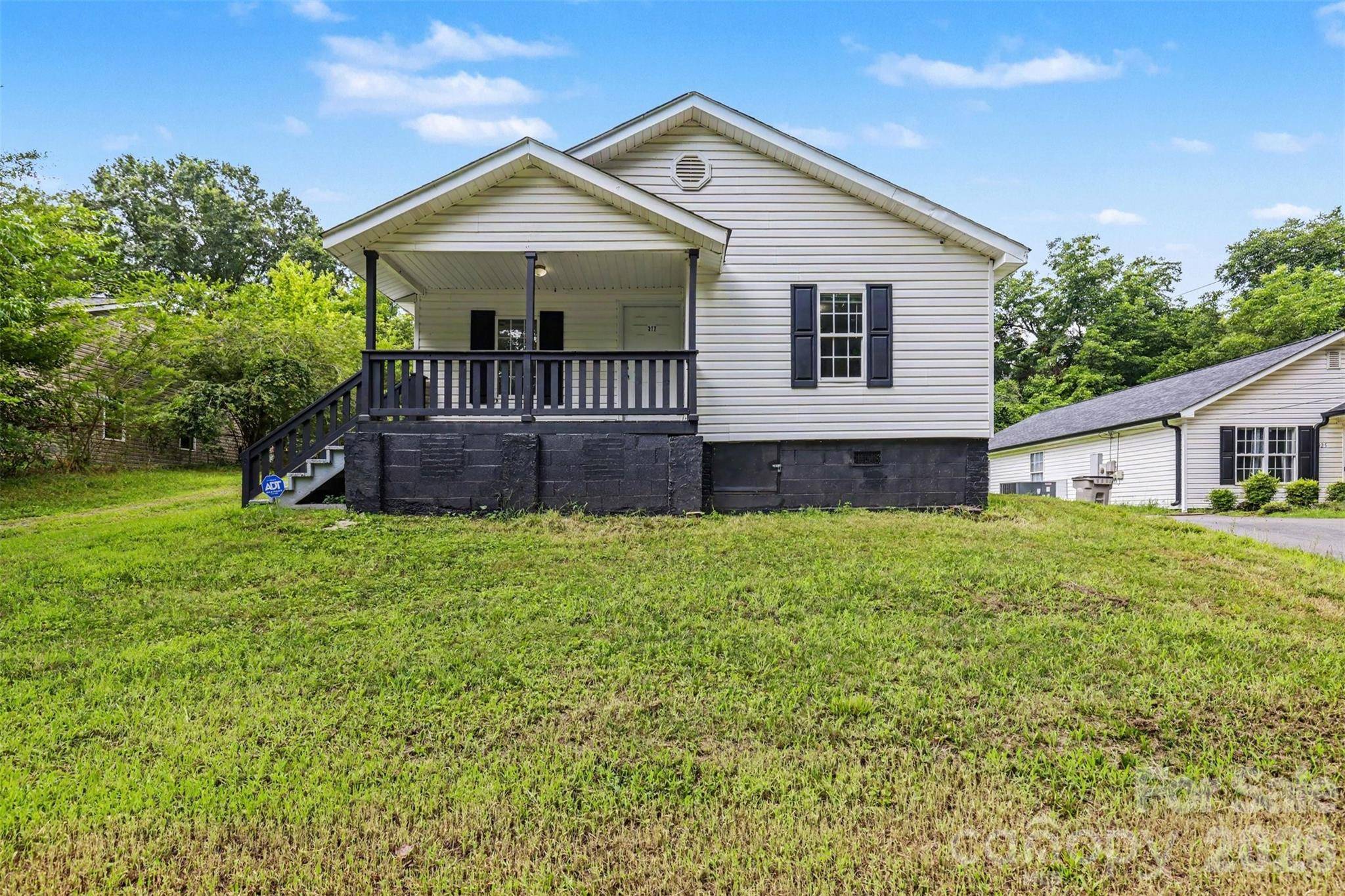 317 James ST, Gastonia, NC 28052