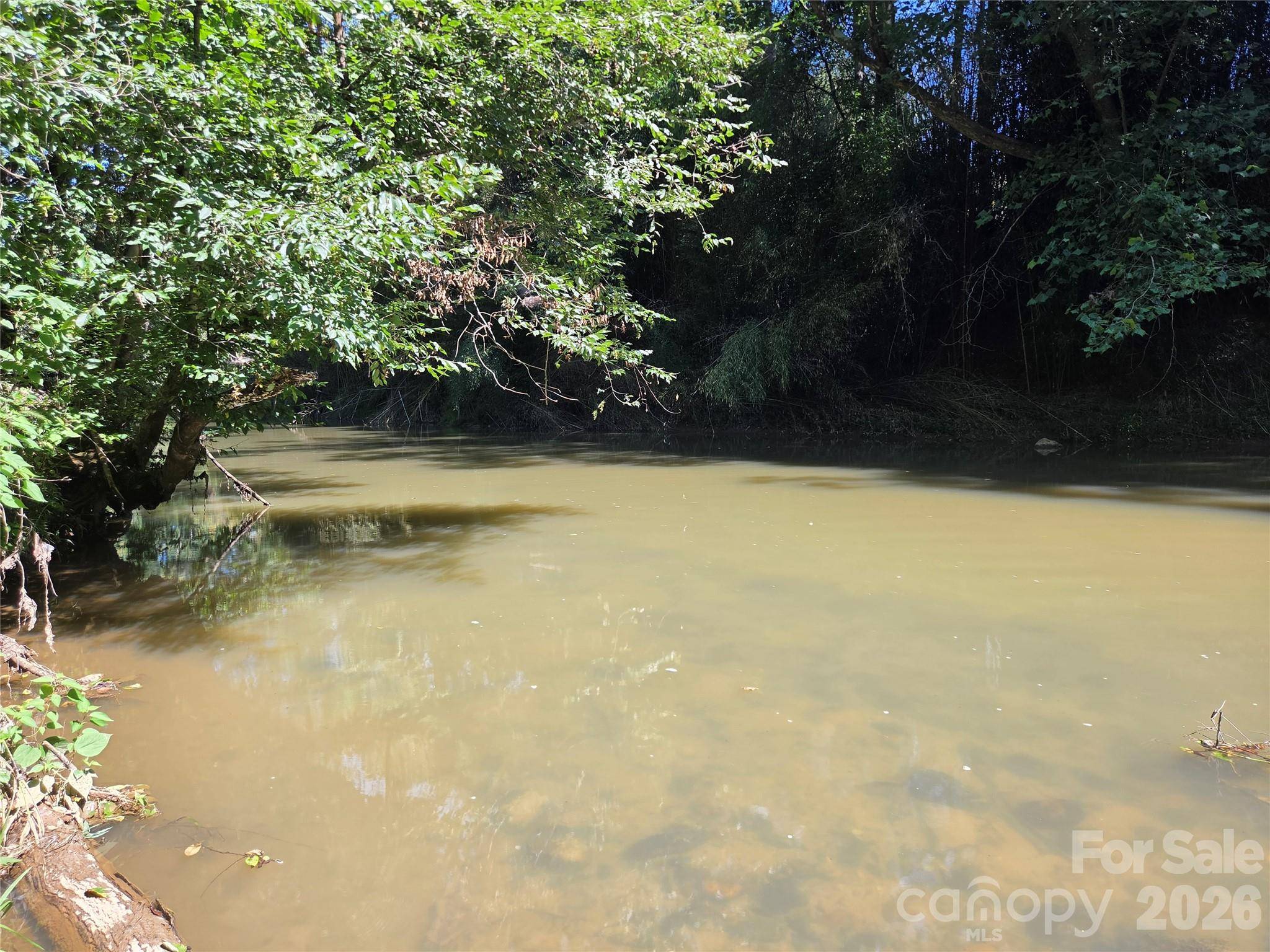 700 Nelson LN, Millers Creek, NC 28651