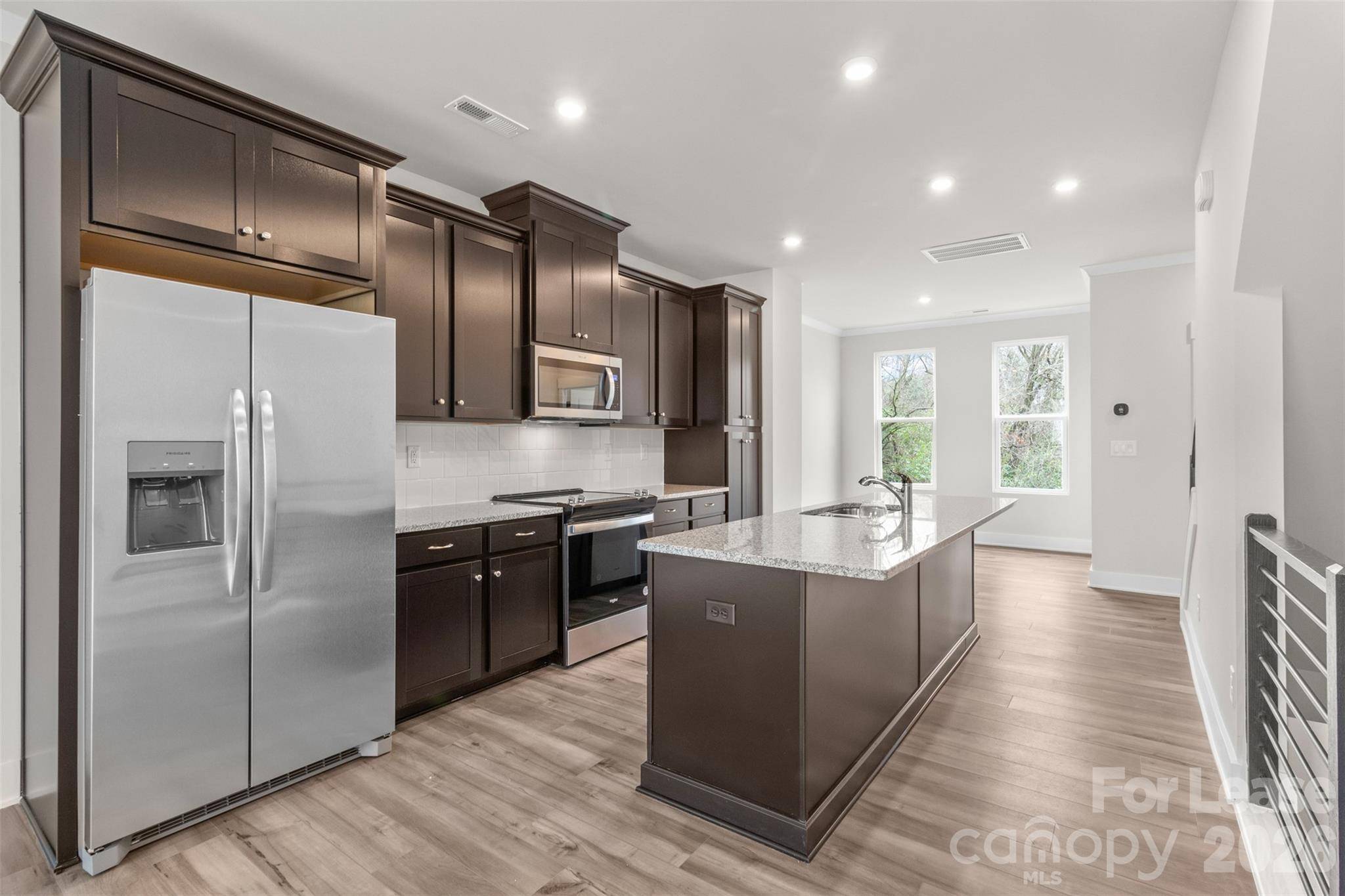 1011 Kokomo LN, Charlotte, NC 28206