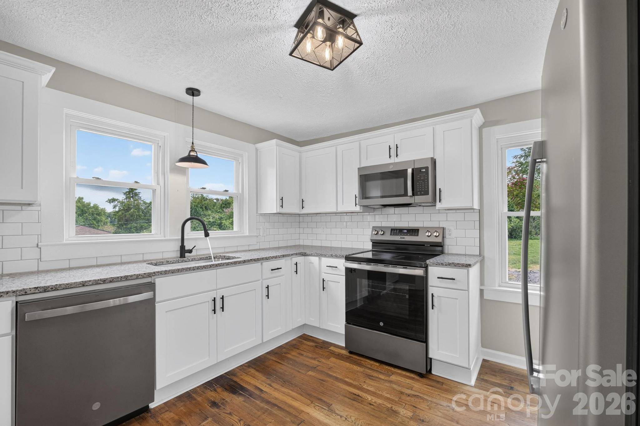 410 Spruce ST SW, Lenoir, NC 28645