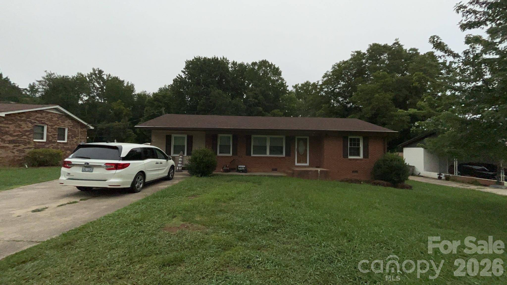 1429 Edgewood RD, Bessemer City, NC 28016