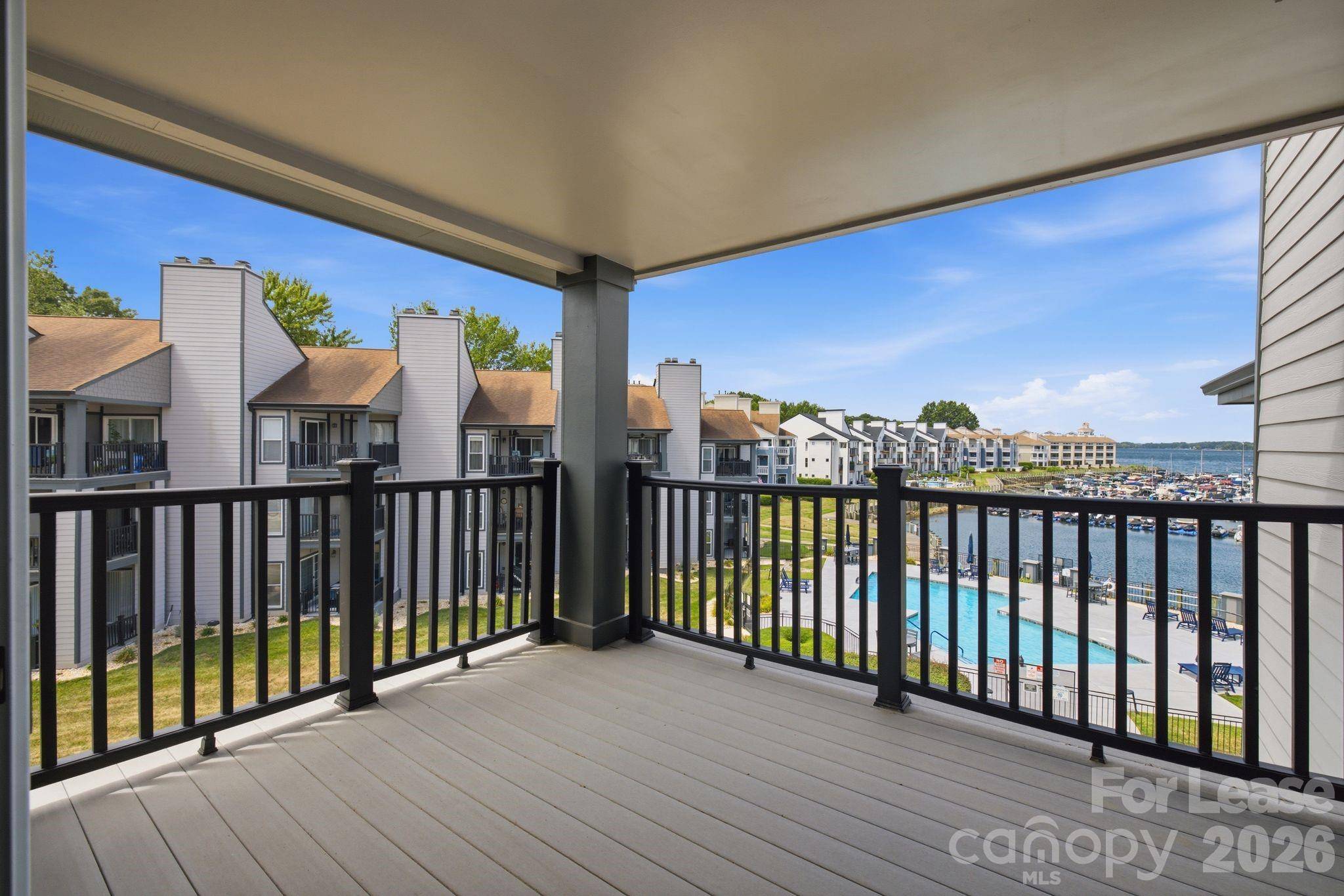 18865 Vineyard Point LN, Cornelius, NC 28031