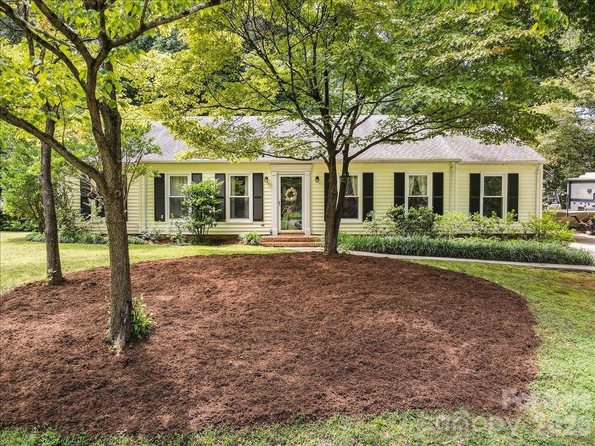 9614 Lone Oak CT, Charlotte, NC 28270