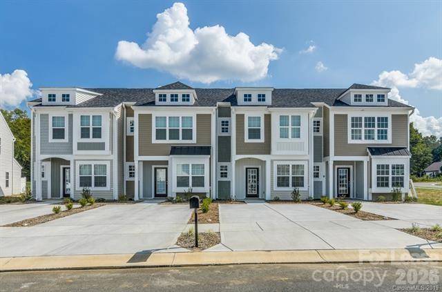 362 Halton Crossing DR SW, Concord, NC 28027