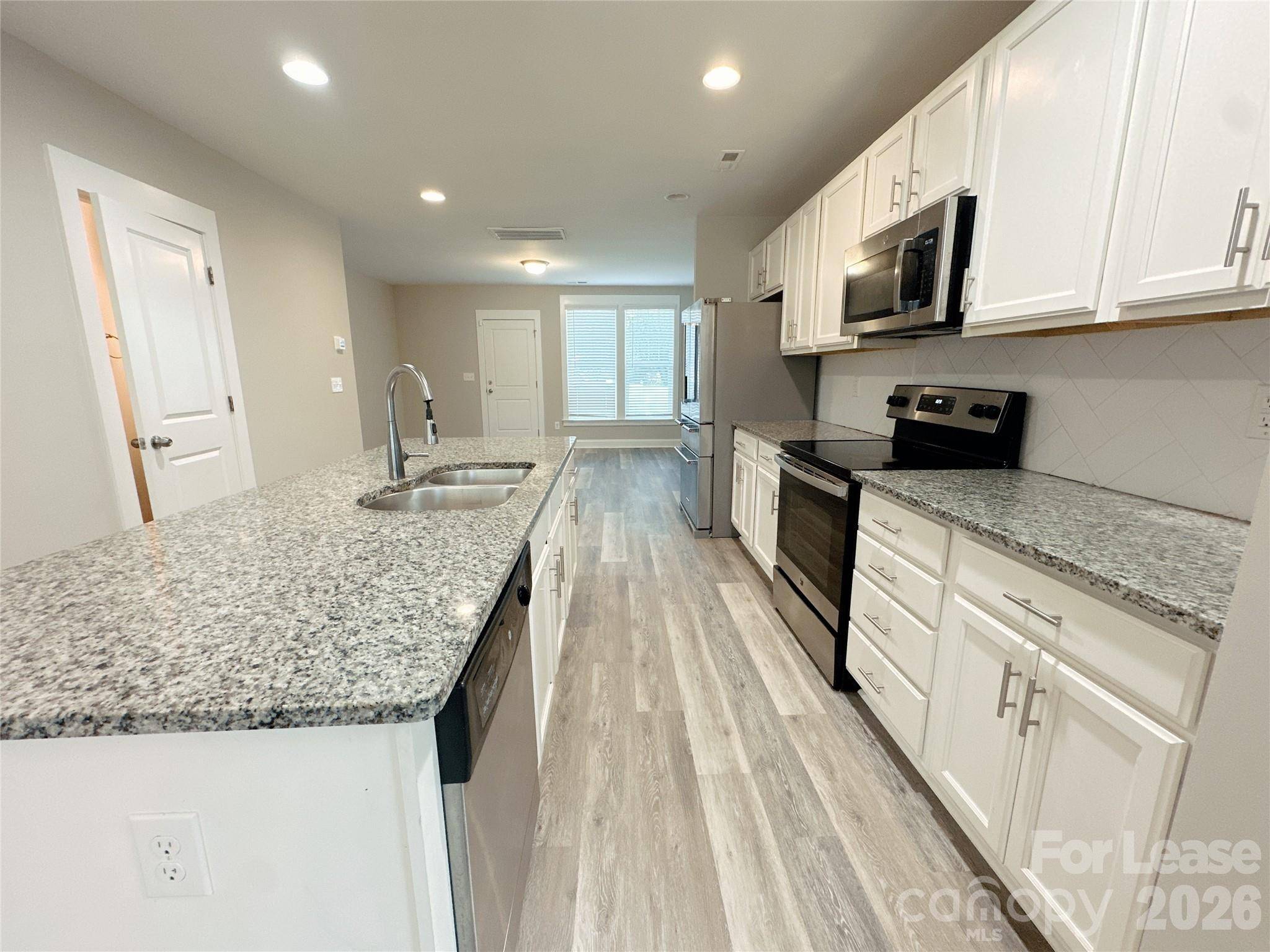 807 McArthur AVE, Charlotte, NC 28206
