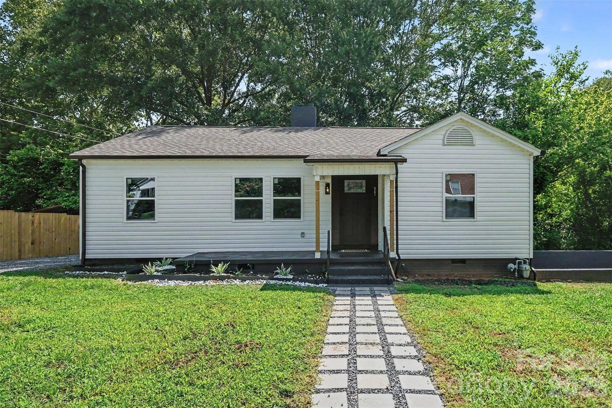 521 Gold ST, Shelby, NC 28150