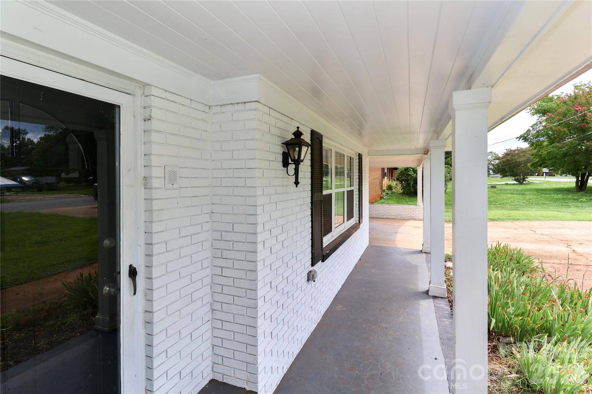 535 N Carolina AVE, Statesville, NC 28677