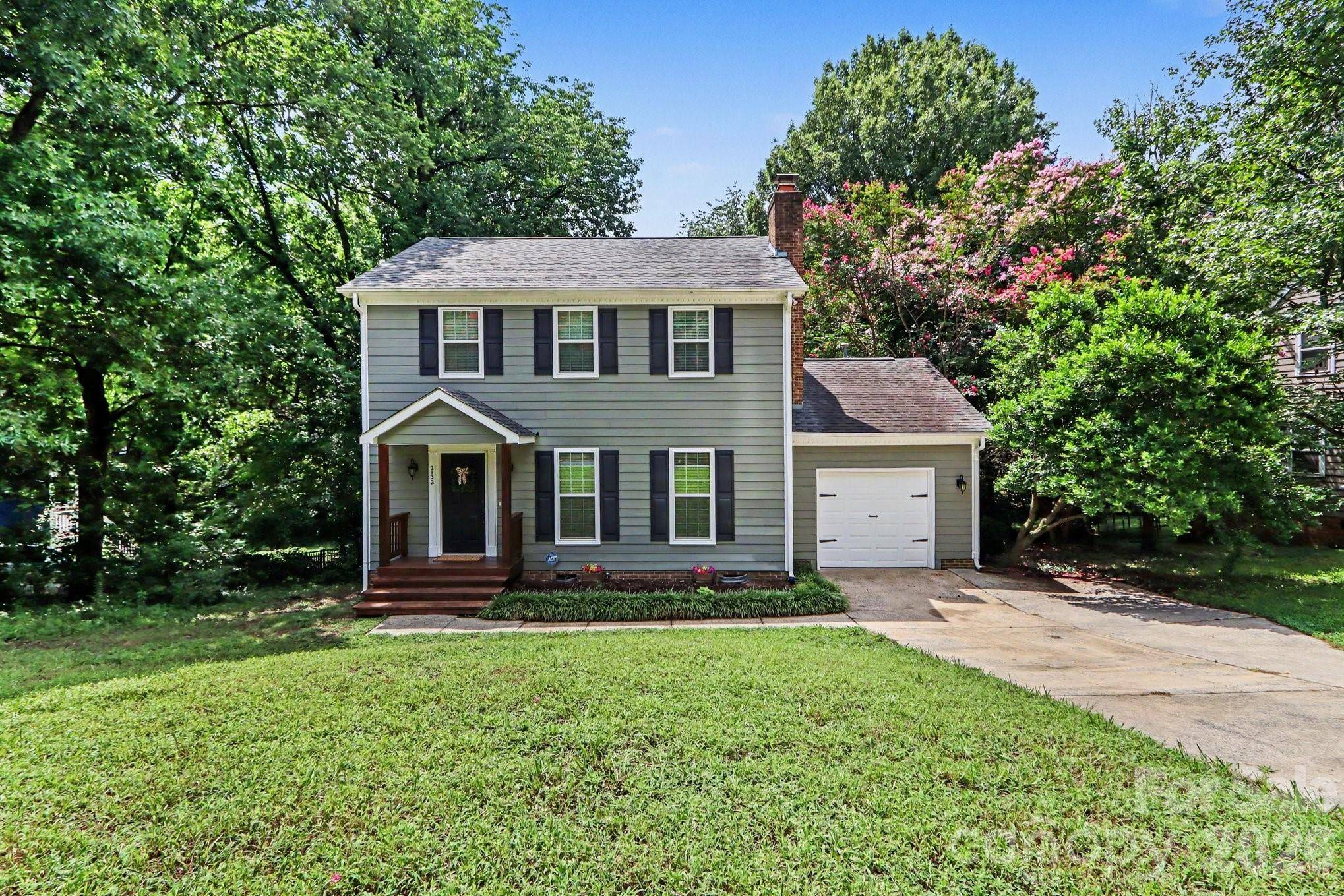 2132 Killarney PL, Charlotte, NC 28262