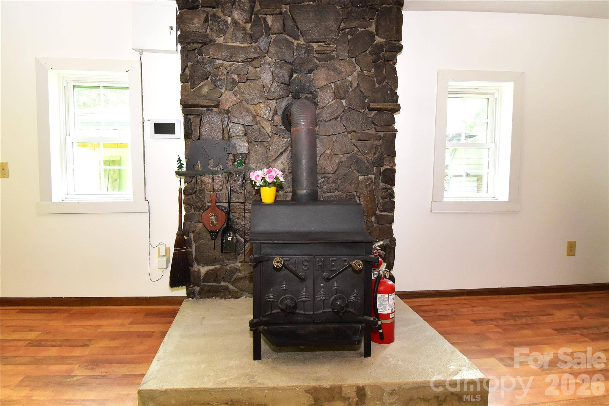 2124 Pisgah HWY, Candler, NC 28715