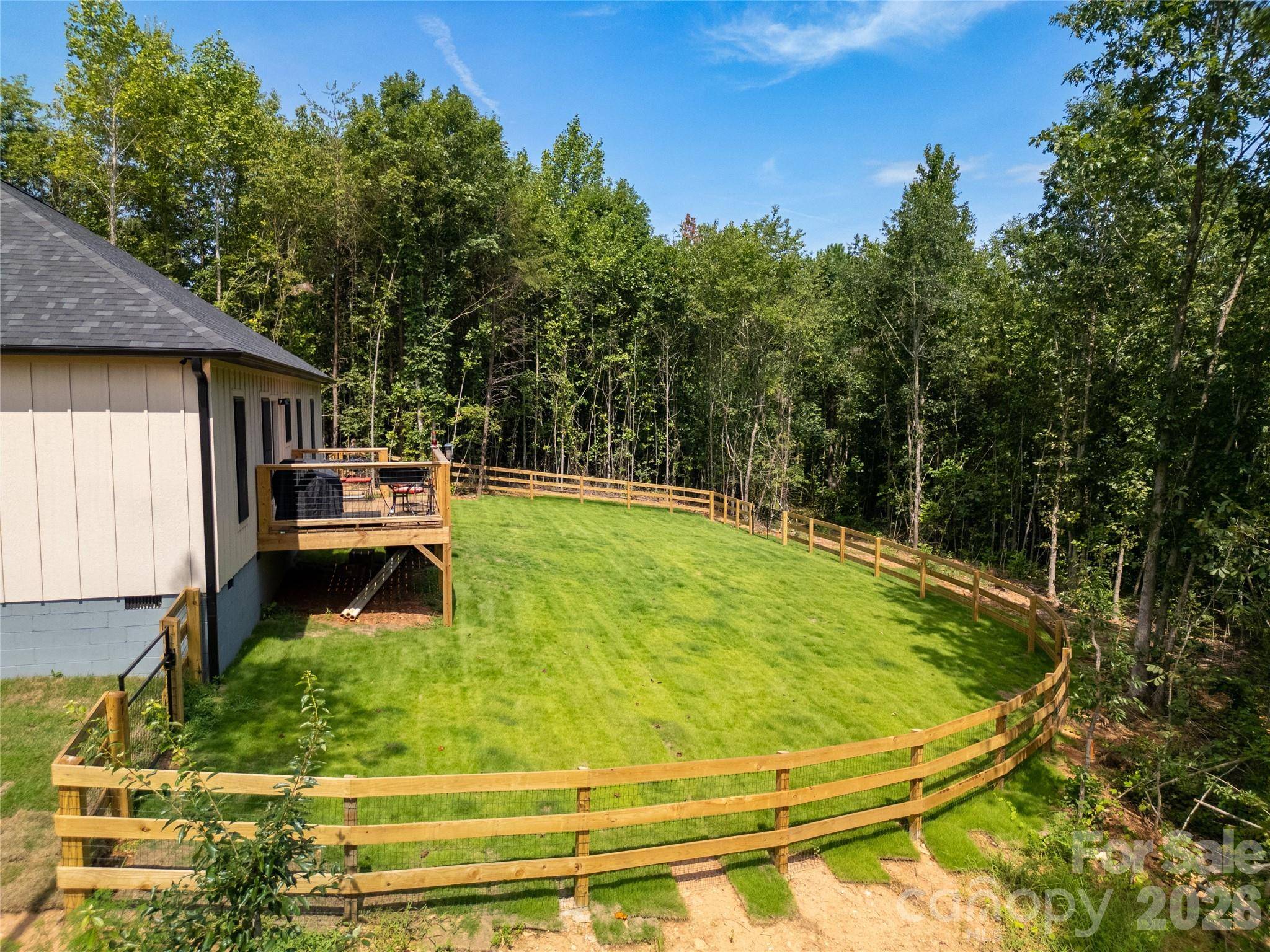 98 Lexxi LN, Tryon, NC 28782