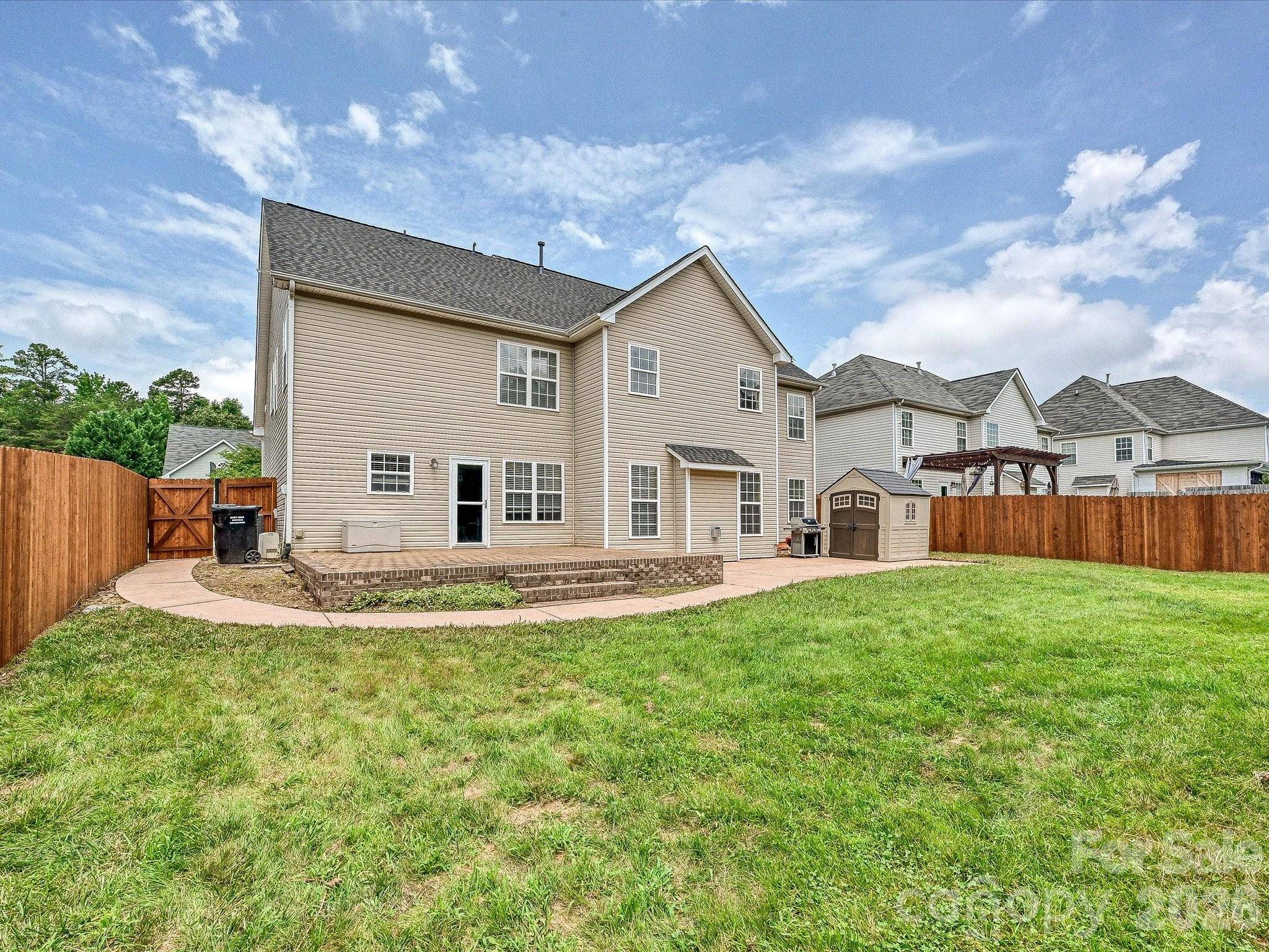 7648 Natalie Commons DR, Denver, NC 28037