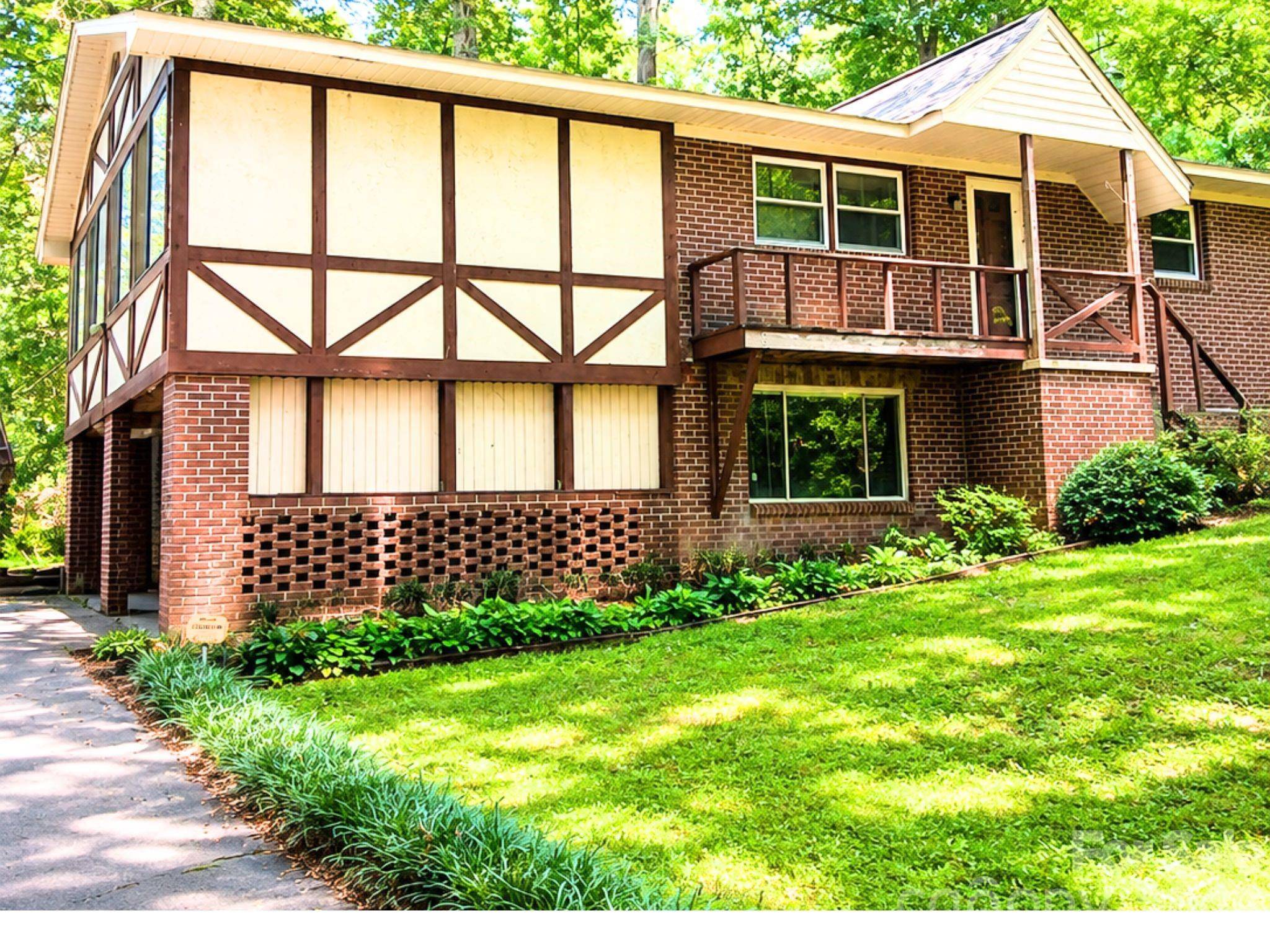 101 Sherry DR, Stanley, NC 28164