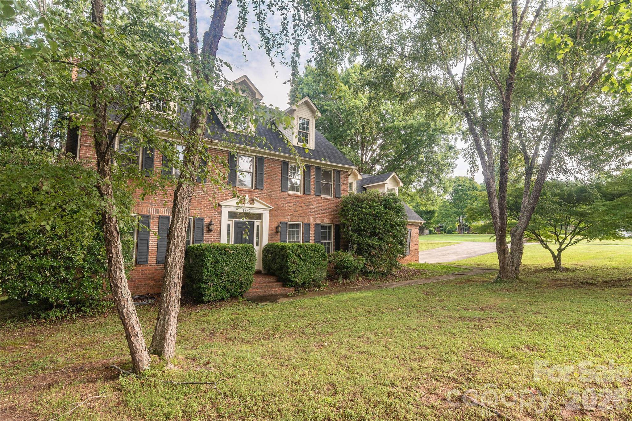 102 Ridgeview DR, Rutherfordton, NC 28139